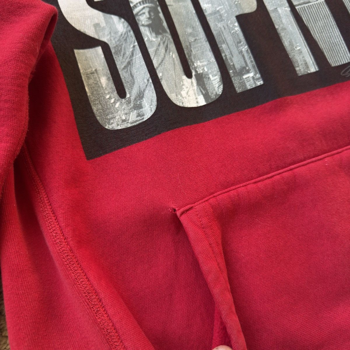 Supreme Supreme SUPNY Skyline DKNY Hoodie Red (2010) Size US M / EU 48-50 / 2 - 3 Thumbnail