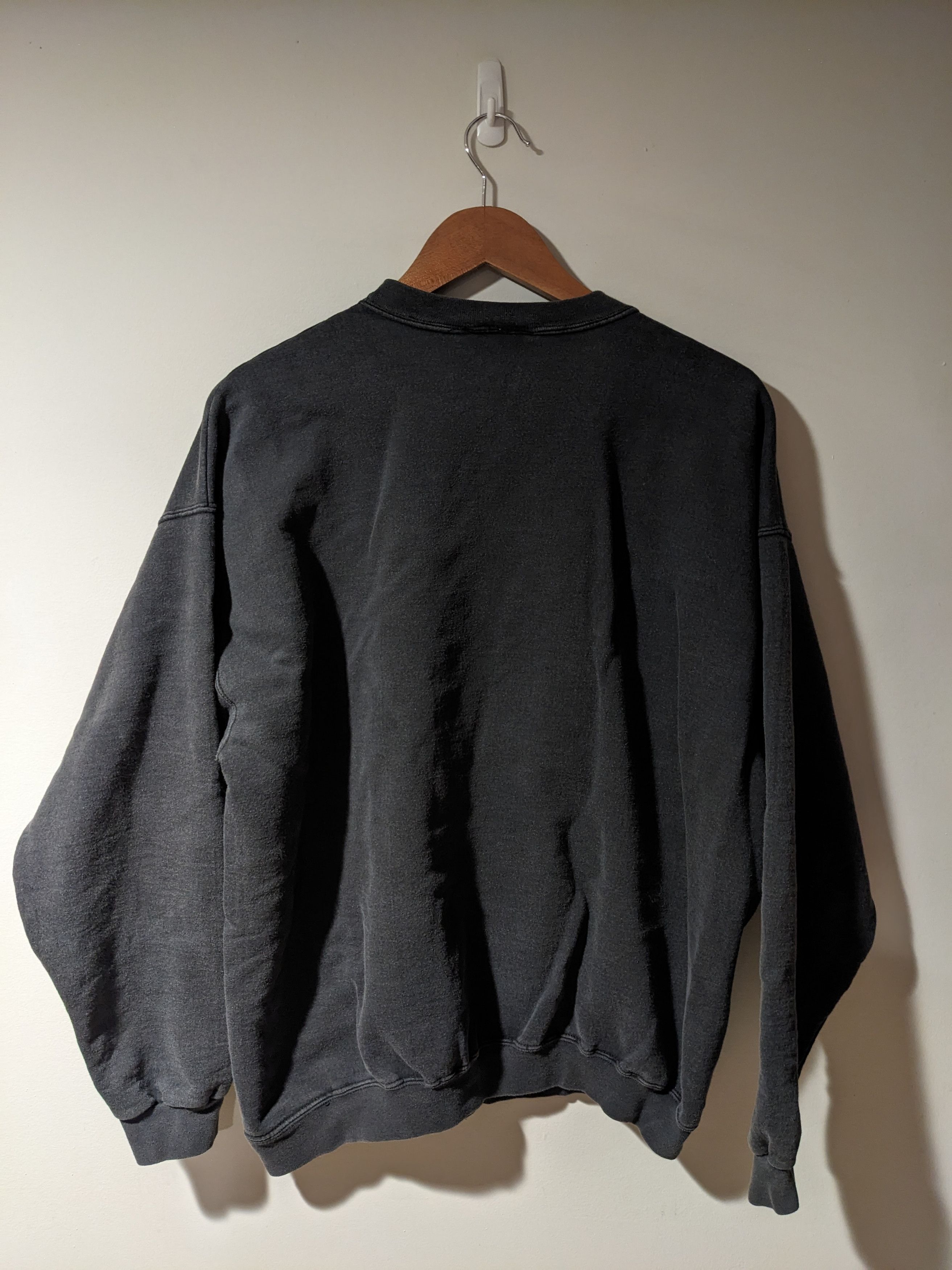 Universal Studios × Vintage Vintage 90s Universal Studios Productions Crew Sweatshirt Size US L / EU 52-54 / 3 - 5 Thumbnail