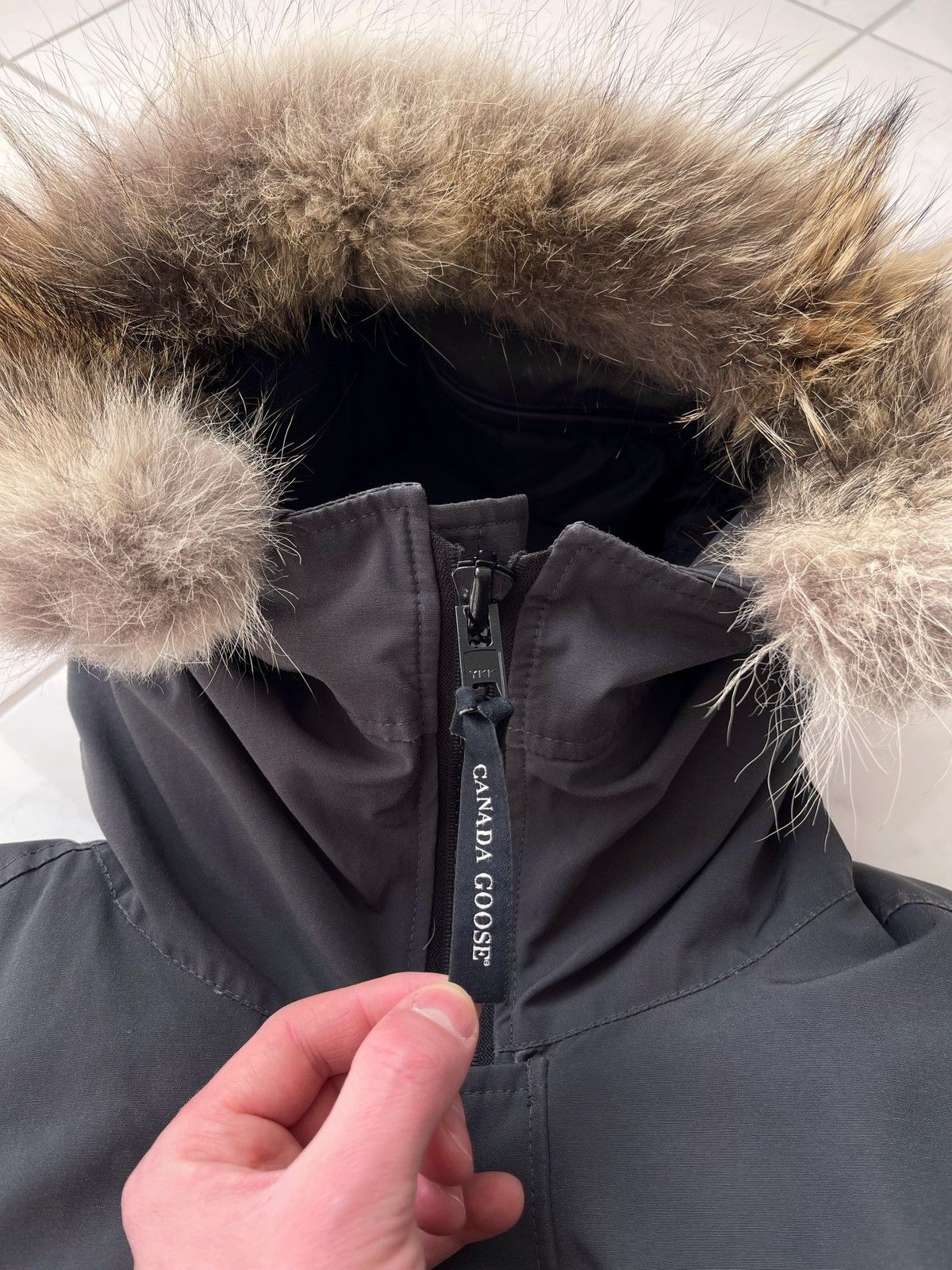 Canada Goose Canada Goose Chateau Parka Size US XL / EU 56 / 4 - 14 Thumbnail