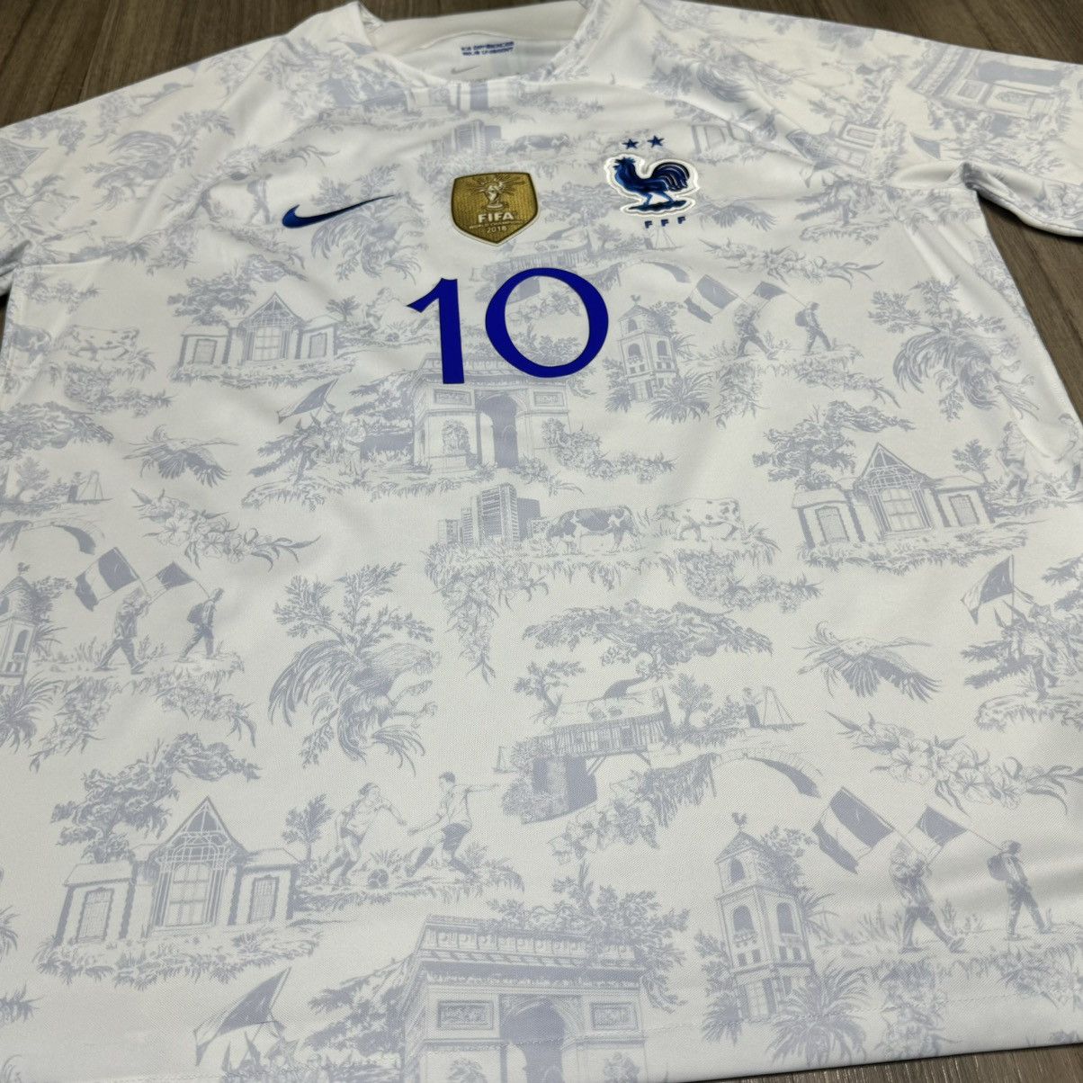 Nike France 22/23 away shirt #10 Mbappe Size US XL / EU 56 / 4 - 3 Thumbnail