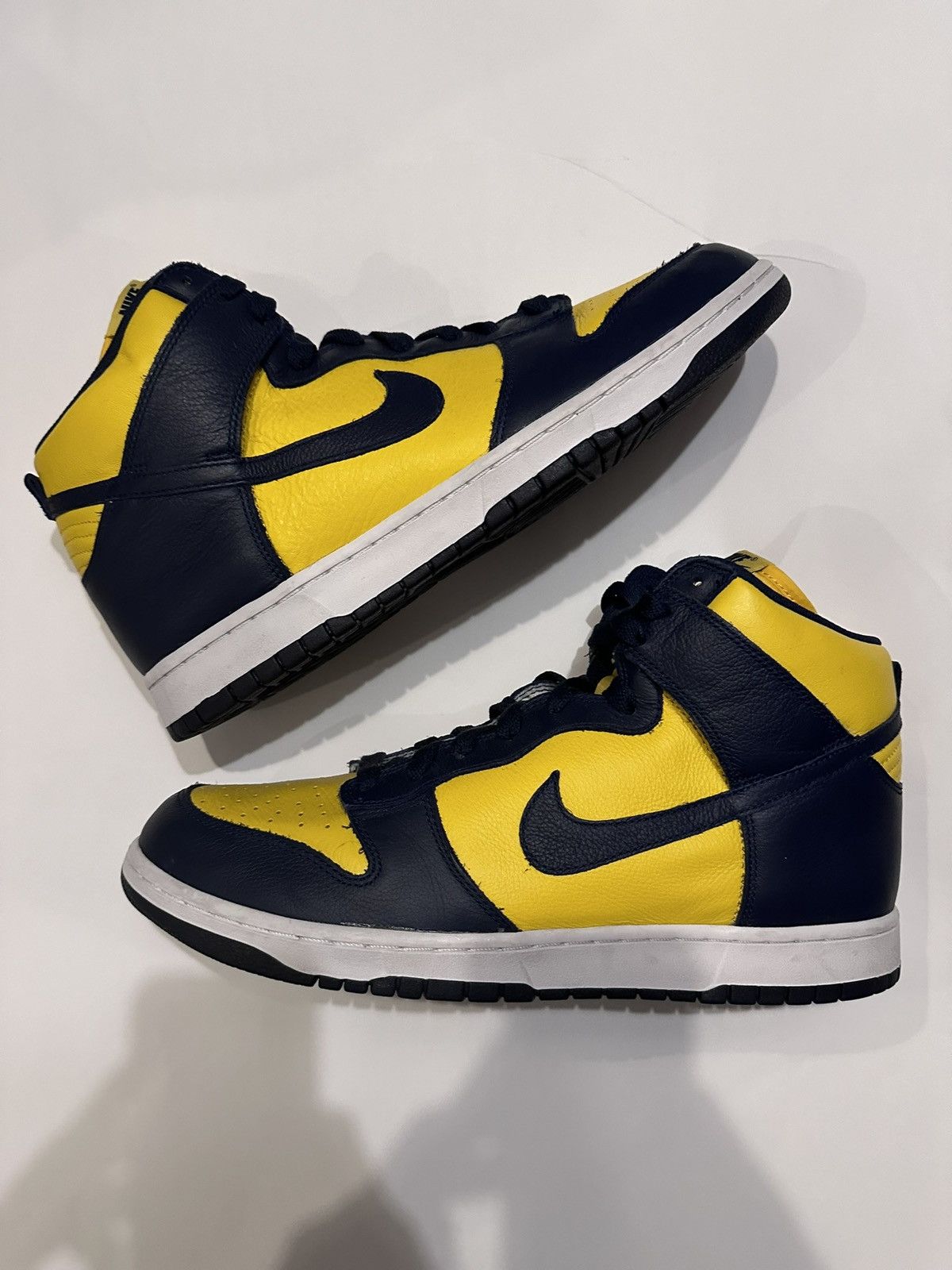 image of Nike 2016 Dunk High Michigan Size 13 Shoes in Blue, Men's