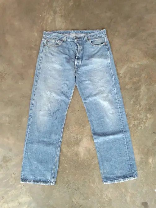 Levi's 90s Vintage Levis 501 Made In USA Distressed Jeans 38x30 Size US 38 / EU 54 - 1 Thumbnail