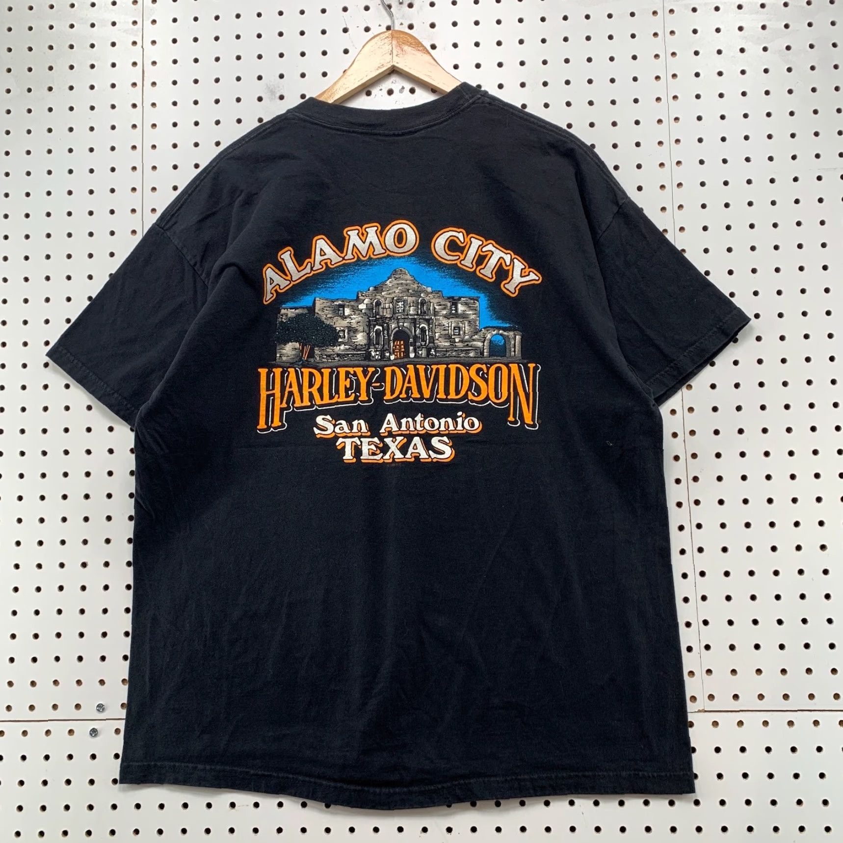 Harley Davidson Harley-Davidson Vintage Alamo Texas USA Motorcycle Logo T Shirt Mens XL Black Made USA 90s Size US XL / EU 56 / 4 - 2 Thumbnail
