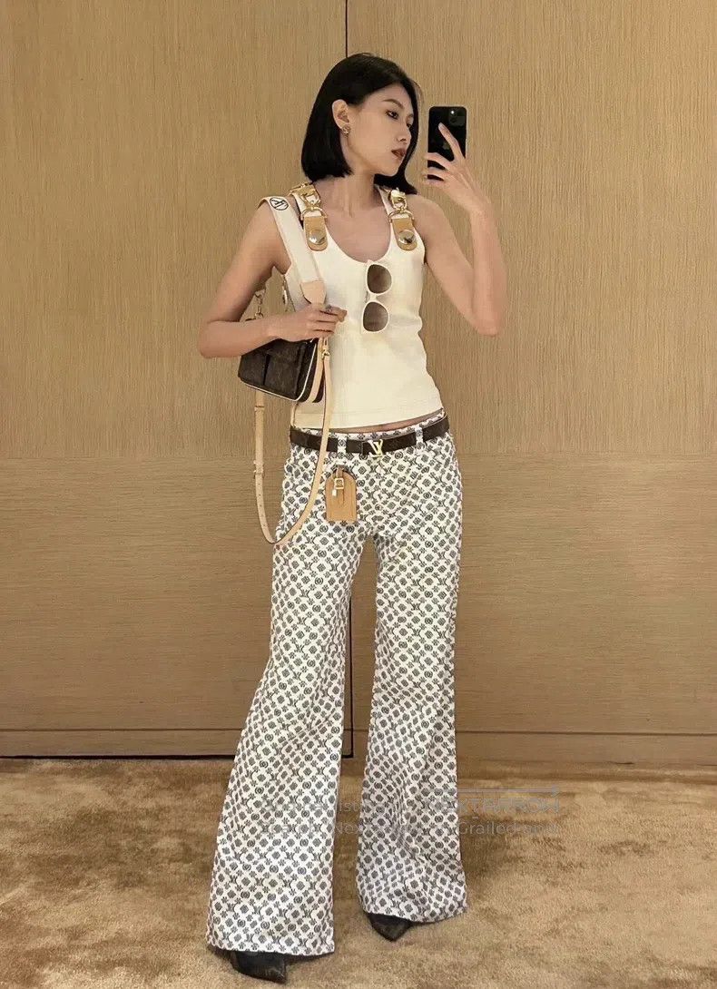 Louis Vuitton Louis Vuitton 24 Early Spring Show Vest Size XS / US 0-2 / IT 36-38 - 9 Thumbnail