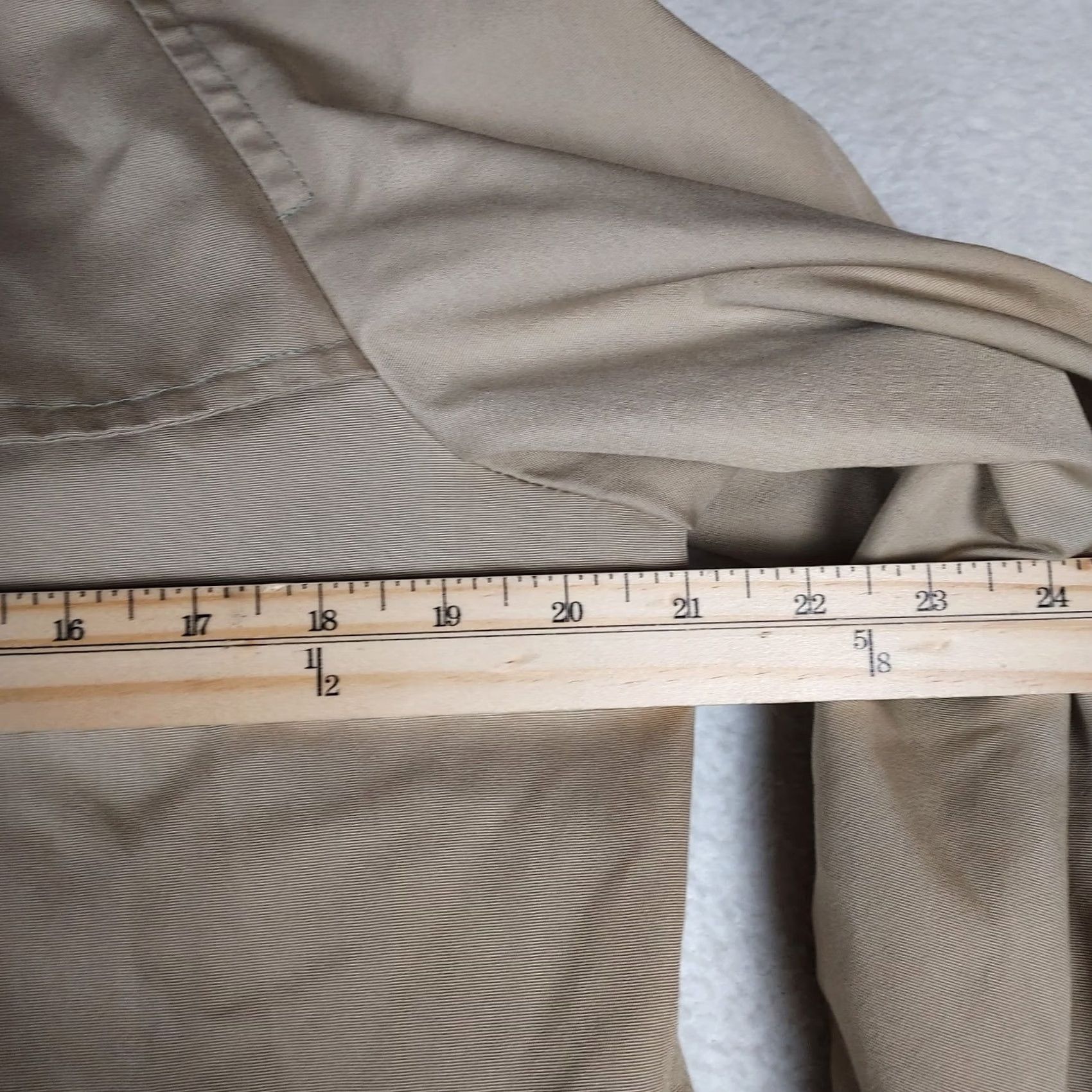 London Fog VINTAGE London Fog Trench Coat Beige 12P Women’s Double Breasted Long Coat USA Mens? Size XL / US 12-14 / IT 48-50 - 7 Thumbnail