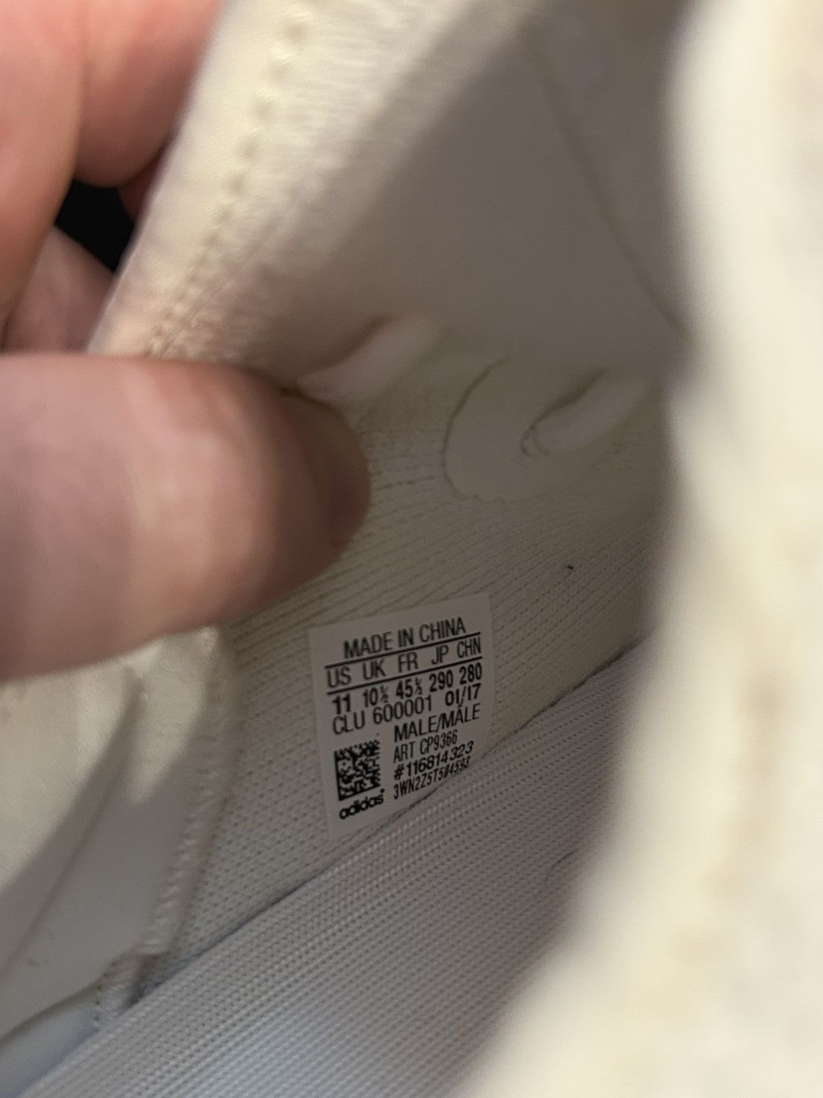Adidas Yeezy 350 white cream NEW Size US 11 / EU 44 - 8 Thumbnail