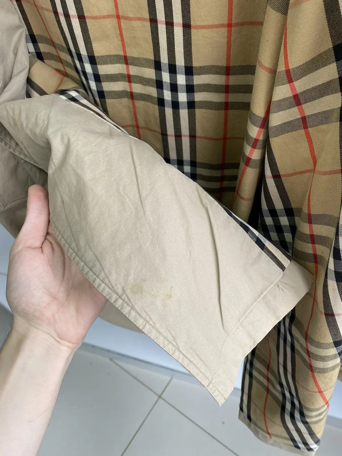Burberry × Vintage Vintage Burberry Nova Check Beige Coat Size US S / EU 44-46 / 1 - 16 Thumbnail
