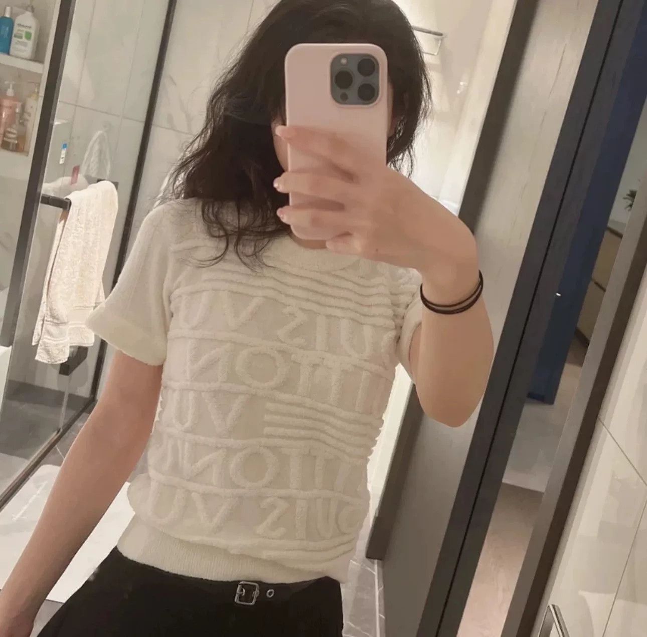Louis Vuitton LV Short-Sleeve Top Size M / US 6-8 / IT 42-44 - 1 Thumbnail