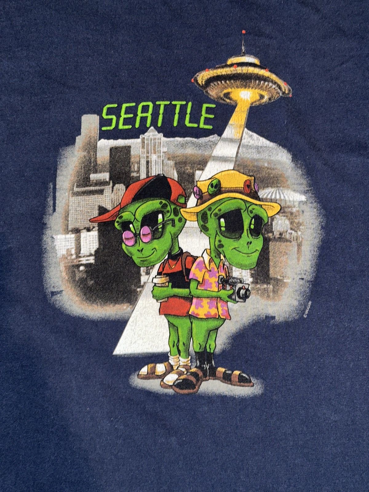 Hanes × Vintage Y2K Vtg SPACE ALIEN Tourists In SEATTLE Cartoon Tee XL Size US XL / EU 56 / 4 - 4 Thumbnail