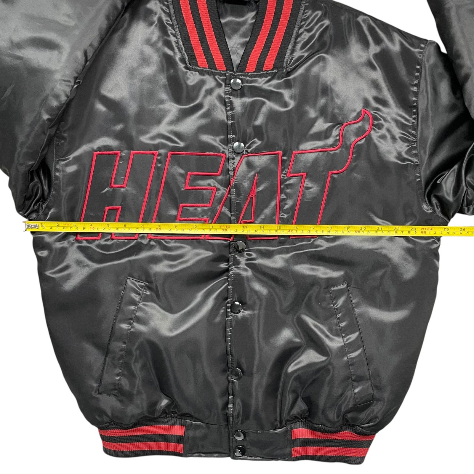 NBA VTG 00s MIAMI HEAT MAJESTIC SATIN BOMBER JACKET S Size US S / EU 44-46 / 1 - 8 Thumbnail