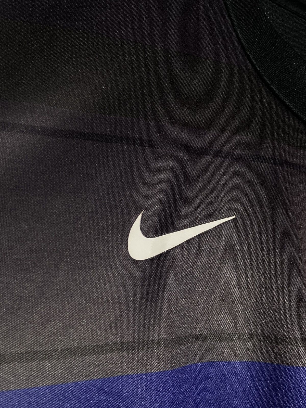 Nike 🔥 NIKE MANCHESTER UNITED AIG FOOTBALL SHIRT SOCCER JERSEY Size US XL / EU 56 / 4 - 5 Thumbnail