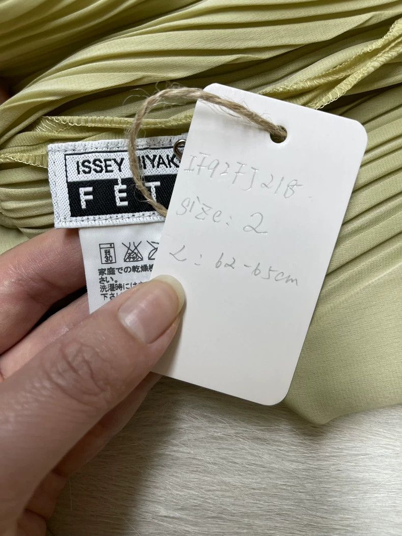 Issey Miyake Issey Miyake A light yellow pleated top Size 3XL / US 20-22 - 6 Thumbnail