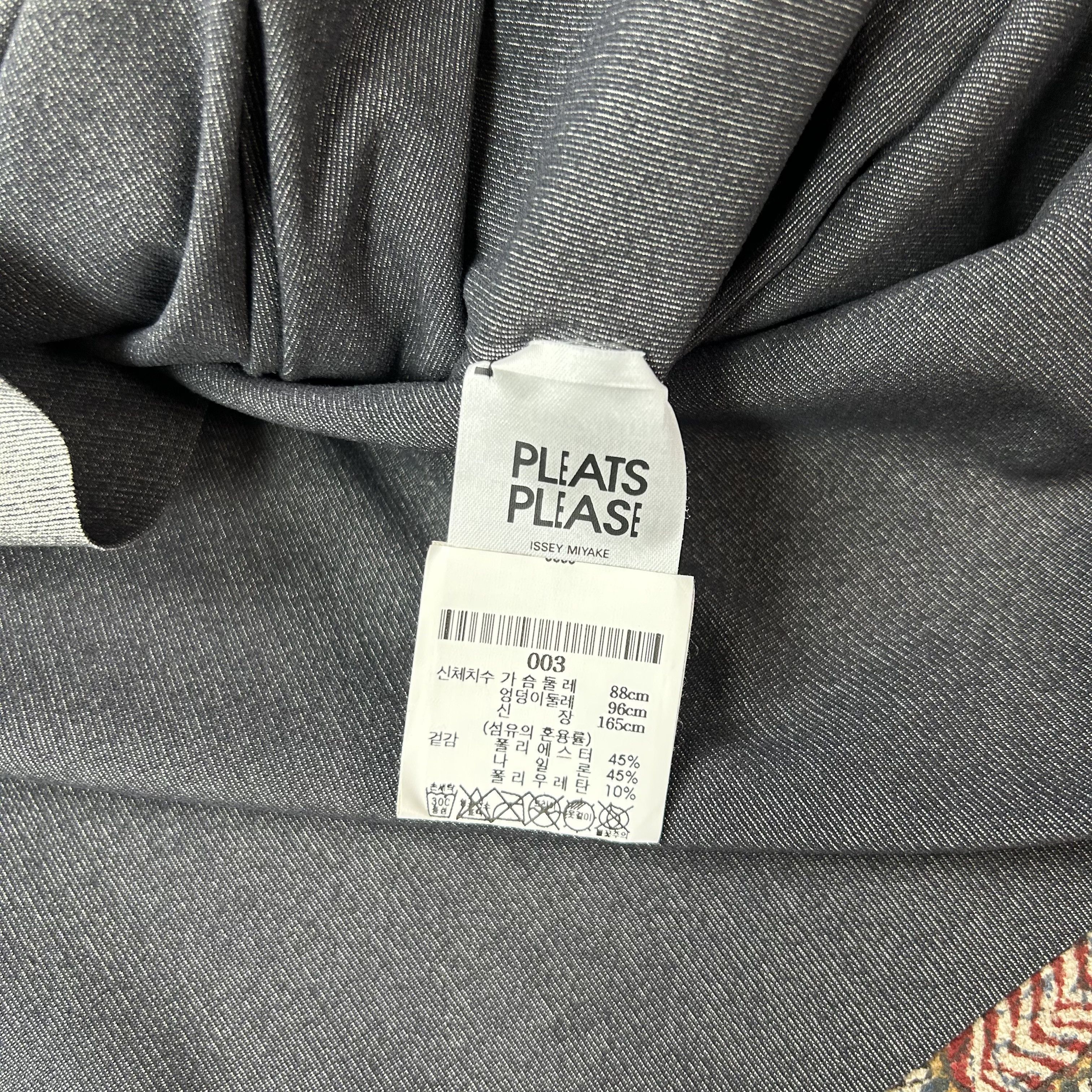 Pleats Please Issey Miyake PLEATS PLEASE ISSEY MIYAKE T SHIRT Size L / US 10 / IT 46 - 4 Thumbnail