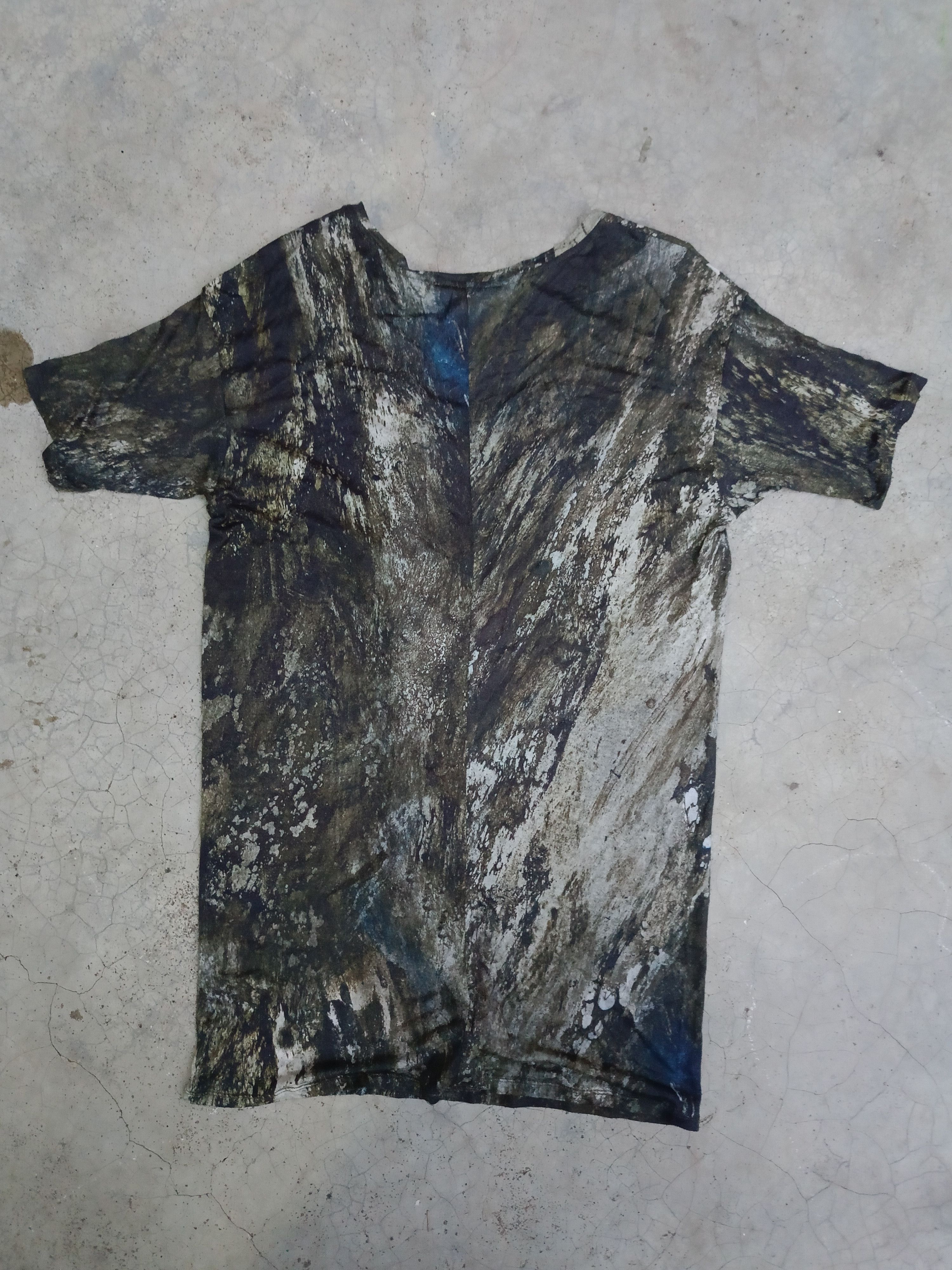 Helmut Lang HELMUT LANG FABRIC RAVEN OVERPRINT SINGLE POCKET RAYON SHIRT Size US S / EU 44-46 / 1 - 4 Thumbnail
