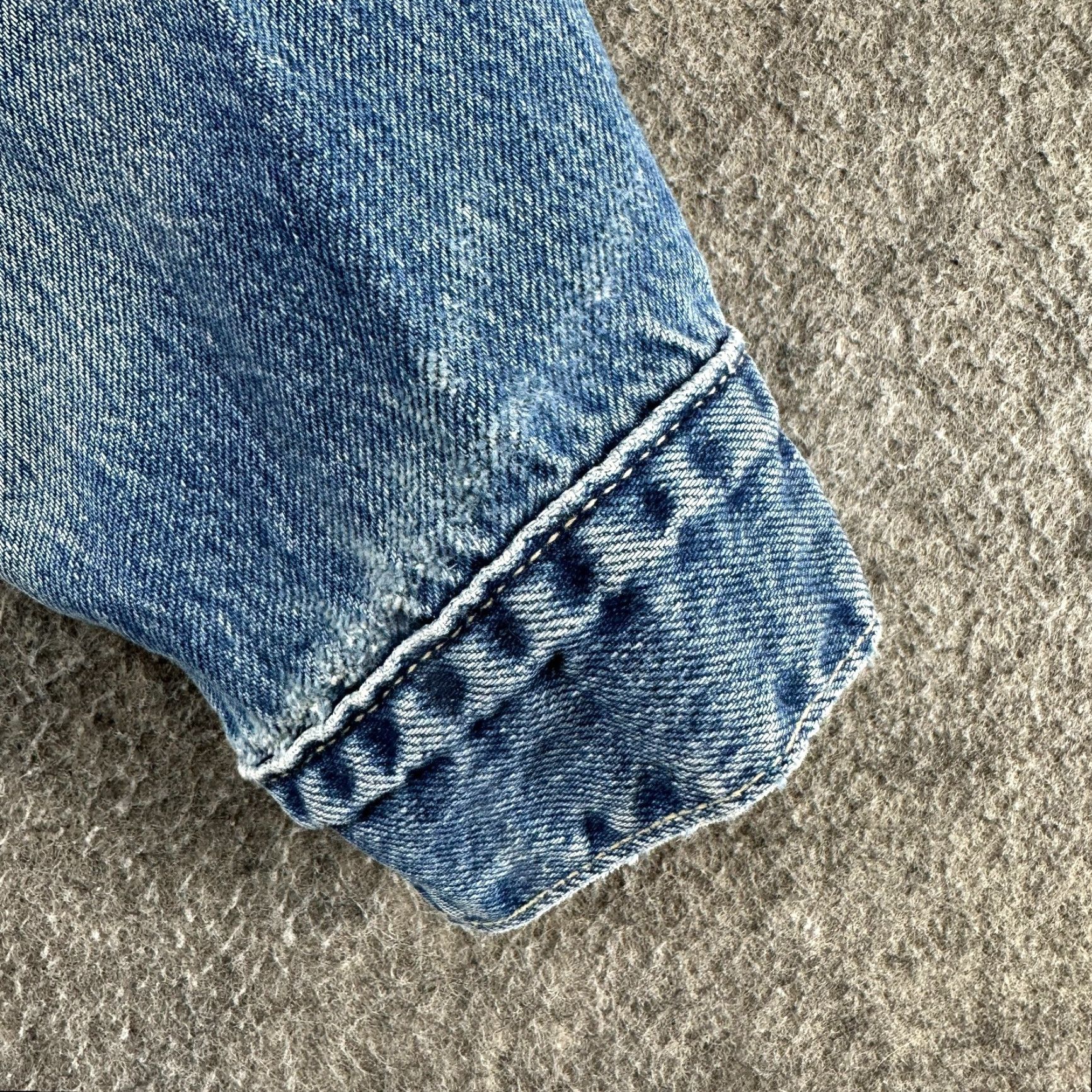 Levi's VINTAGE Levi's Trucker Jacket Mens M Blue Denim Truckers Cotton USA 80s 90s Biker Regular Size US 31 - 6 Thumbnail
