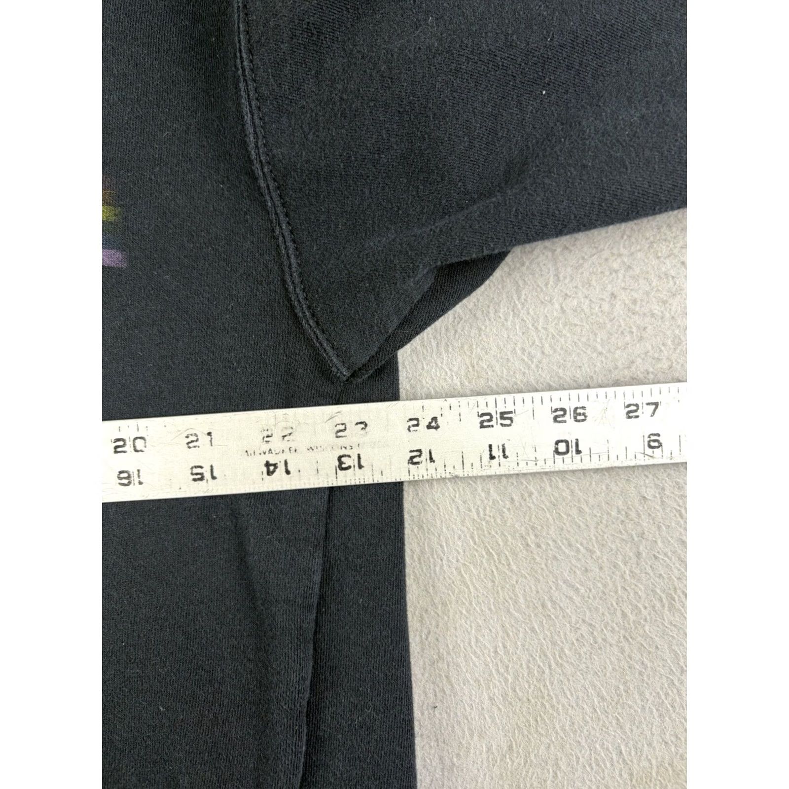 Vintage VINTAGE Pink Floyd Sweatshirt Mens Large Black Pullover Hoodie Dark Side Of Moon Size US L / EU 52-54 / 3 - 7 Thumbnail