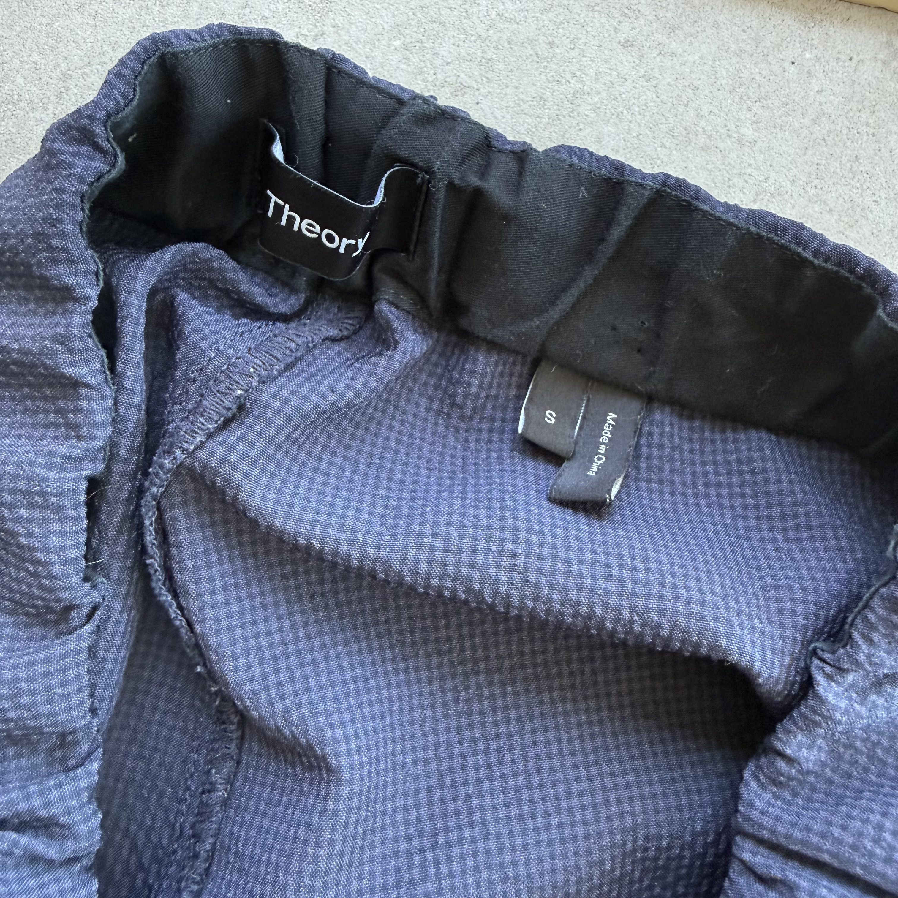 Theory Theory Shorts Size US 30 / EU 46 - 3 Thumbnail