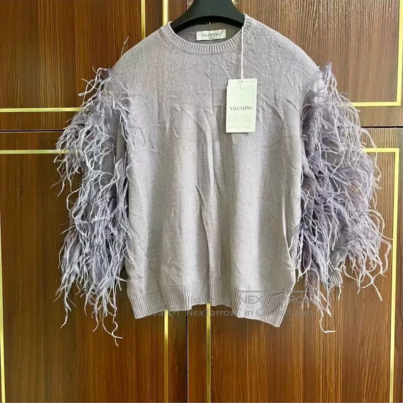 Valentino Valentino Lilac ostrich fur panelled loose wool sweater Size S / US 4 / IT 40 - 6 Thumbnail