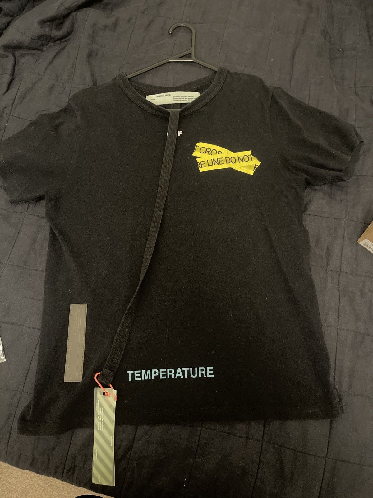 Off-White FIRETAPE S/S SLIM TEE BLACK YELLOW OFF-WHITE Size US S / EU 44-46 / 1 - 1 Thumbnail