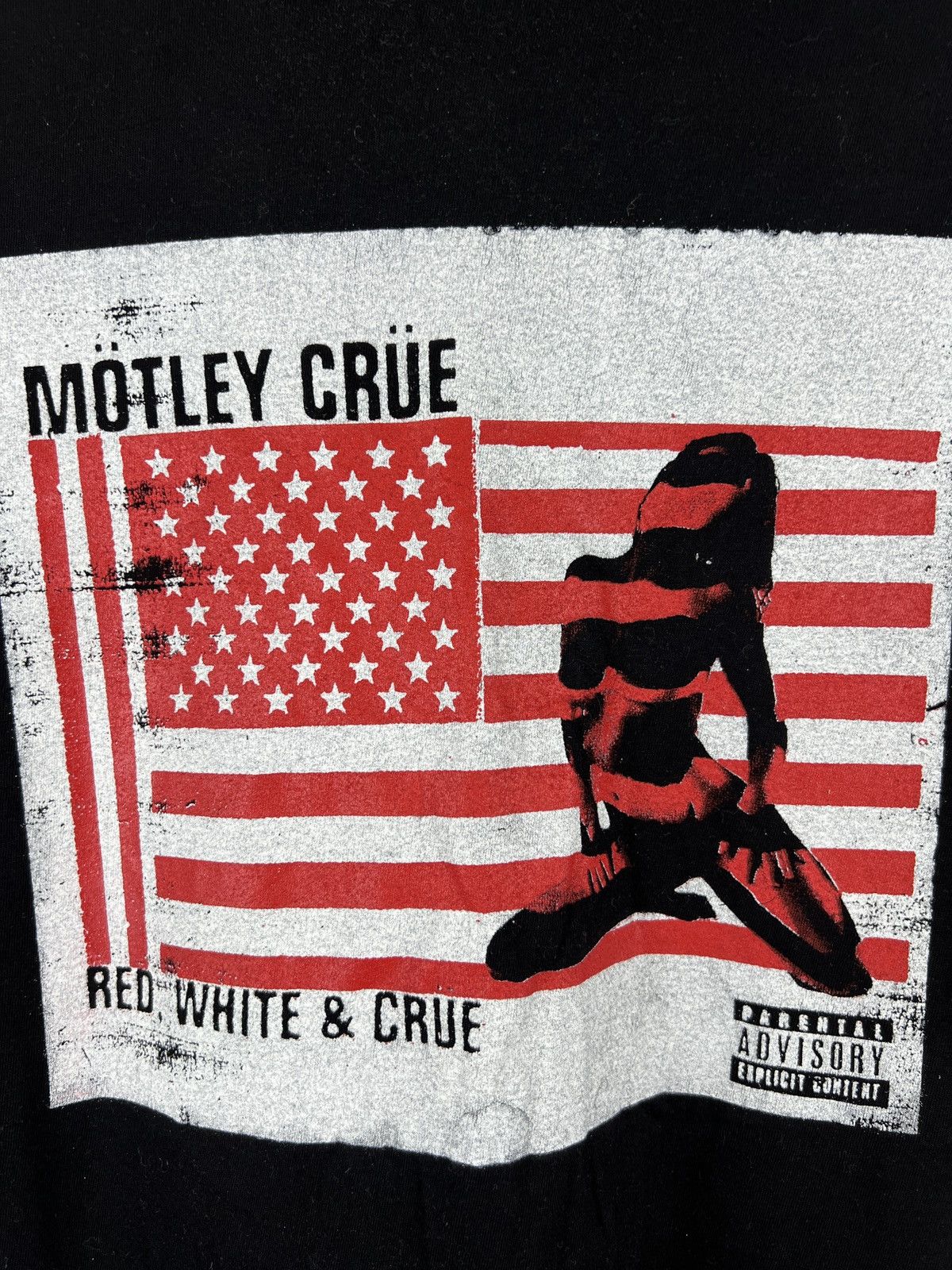 Band Tees Vintage 2005 Motley Crue Red, White Crue Tour T shirt M-L Size US M / EU 48-50 / 2 - 3 Thumbnail