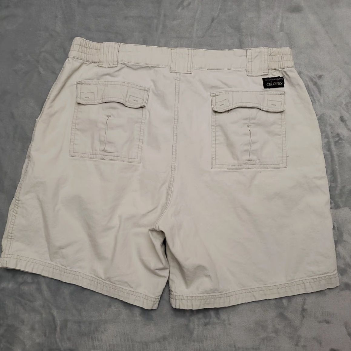Alexander Julian VINTAGE Alexander Julian Colours Shorts Mens 38 Cargo Canvas Elastic Waist Hike Outdoors Beige Cargo Pocket Mens Size US 38 / EU 54 - 3 Thumbnail