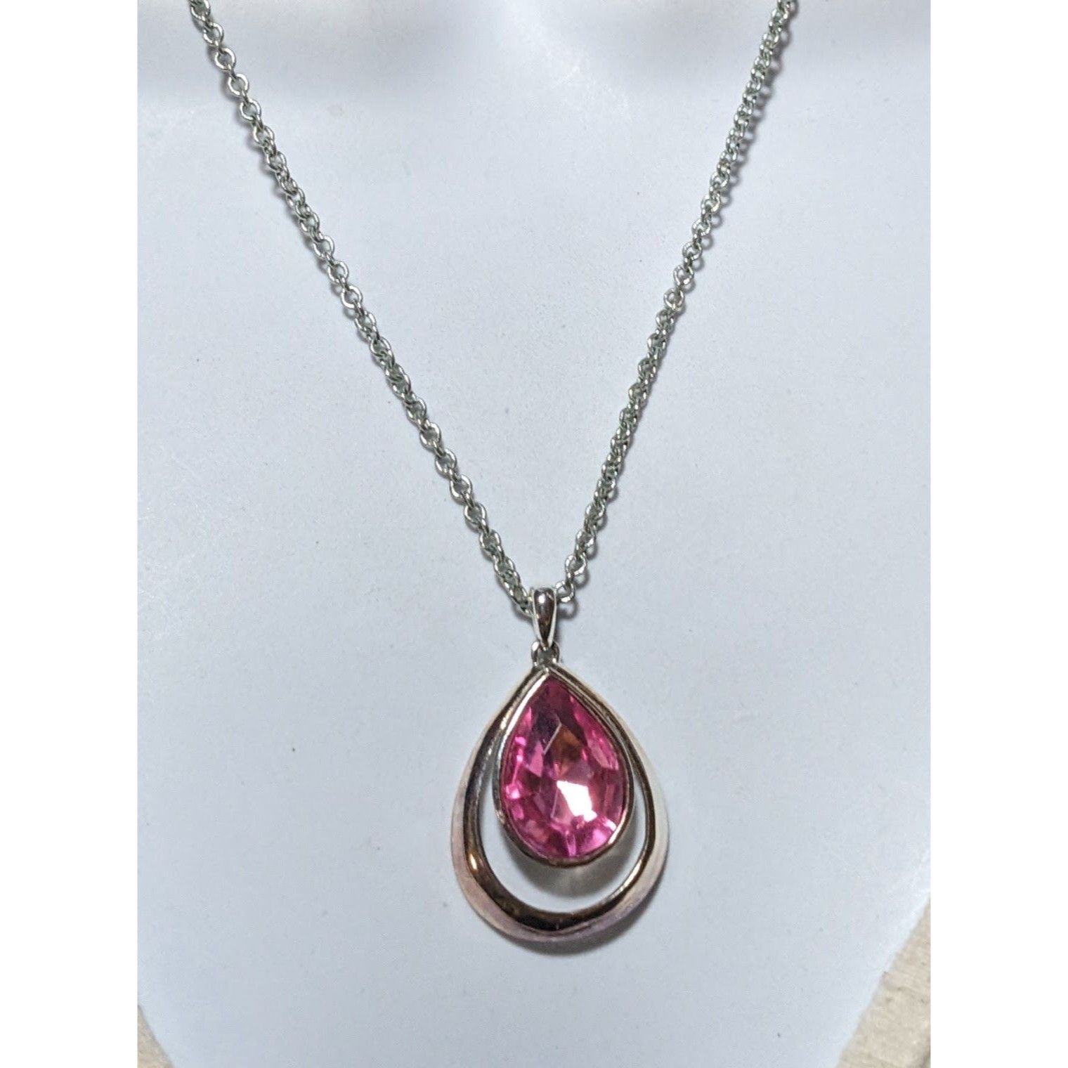 Other Coquette Pink Gemmed Teardrop Pendant Necklace Size ONE SIZE - 7 Thumbnail