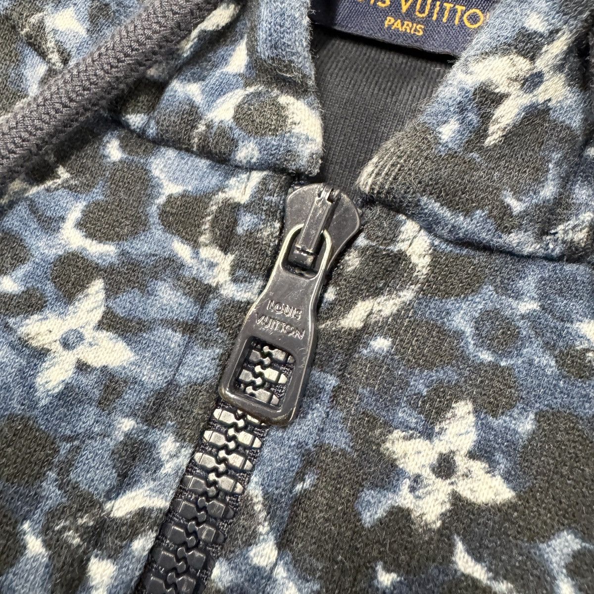 Louis Vuitton Louis Vuitton 1ABJ2J Monogram Hoodie In Blue RRP £1450 Size US M / EU 48-50 / 2 - 8 Thumbnail