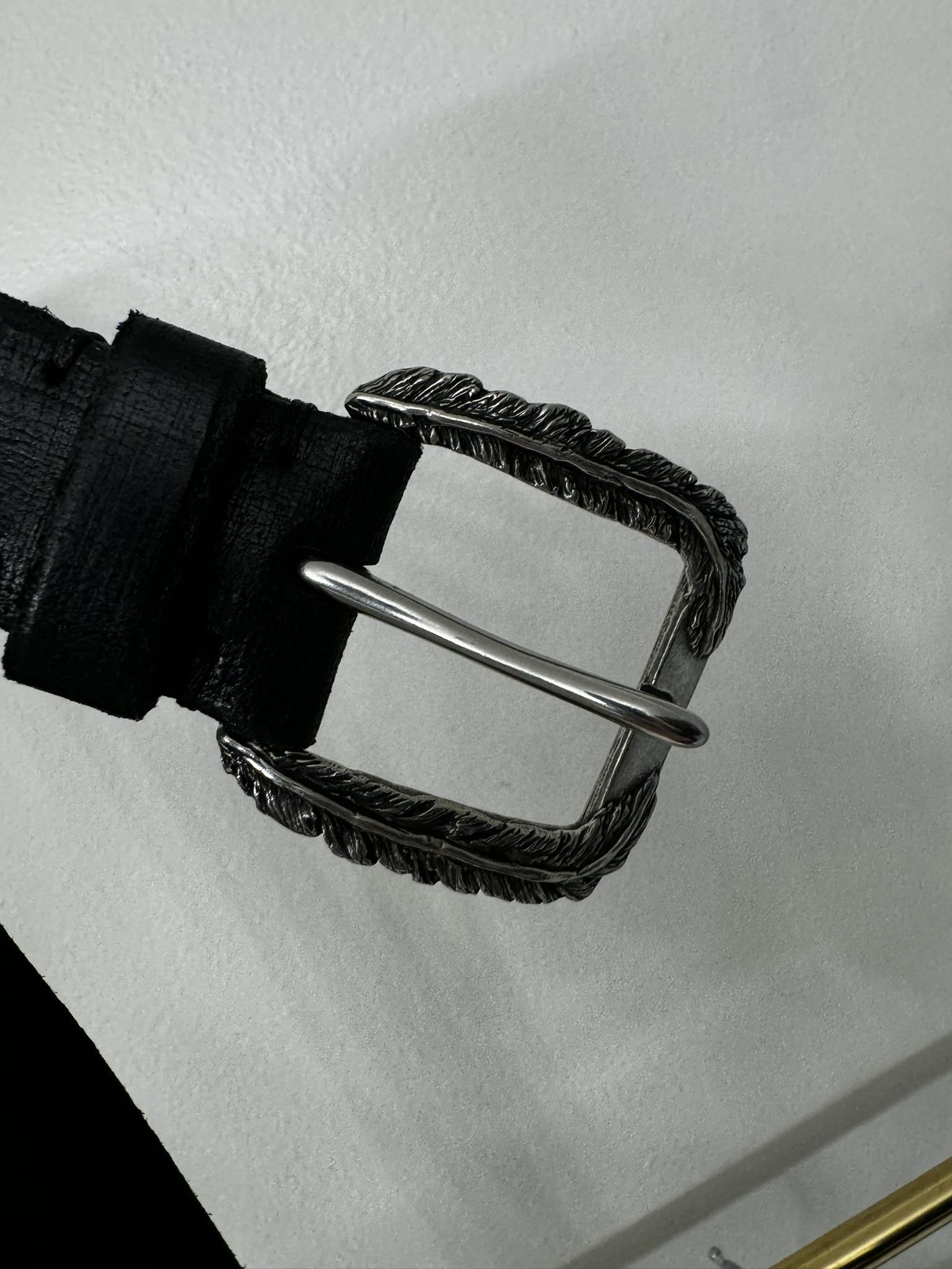JOHN VARVATOS Feather Buckle Belt in BLACK sz.38 MSRP $348