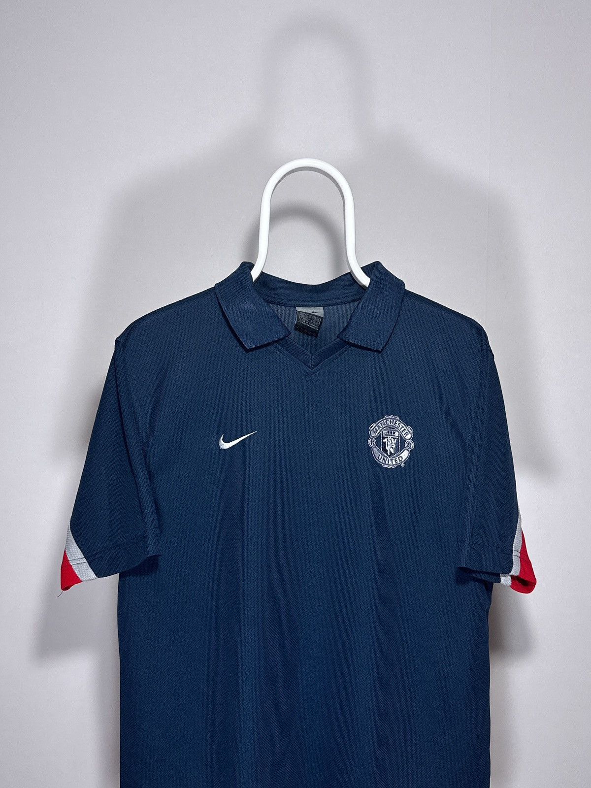 Nike Vintage Nike 2002/2003 Manchester United Training Shirt Size US M / EU 48-50 / 2 - 2 Thumbnail