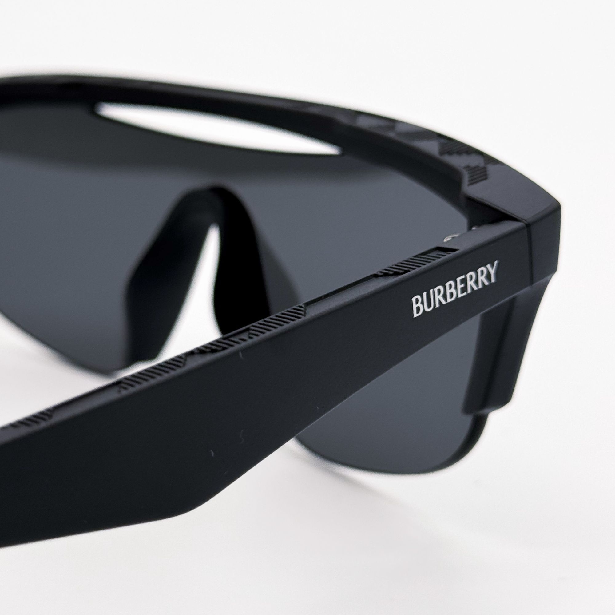Burberry NEW BURBERRY SUNGLASSES BE4460U 3464/87 UNISEX SHIELD EYEWEA Size ONE SIZE - 7 Thumbnail