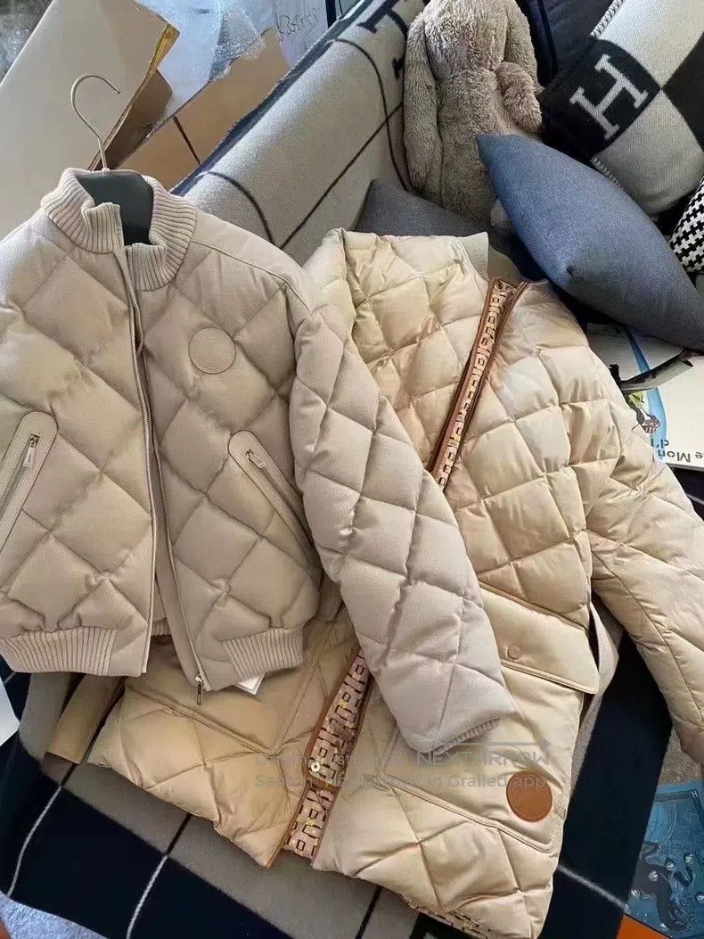 Hermes Hermes 21 Autumn/Winter Mid-length Beige Down Jacket Size XS / US 0-2 / IT 36-38 - 6 Thumbnail