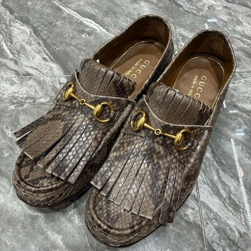 Gucci Classic Crocodile Loafers in Brown -