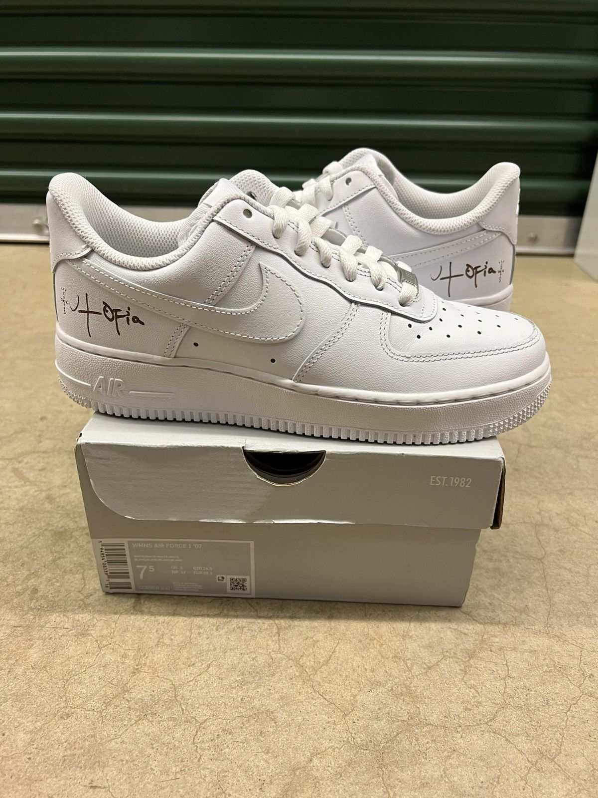Nike Nike Air Force 1 Low WMNS Travis Scott Utopia Size 7.5W | Grailed