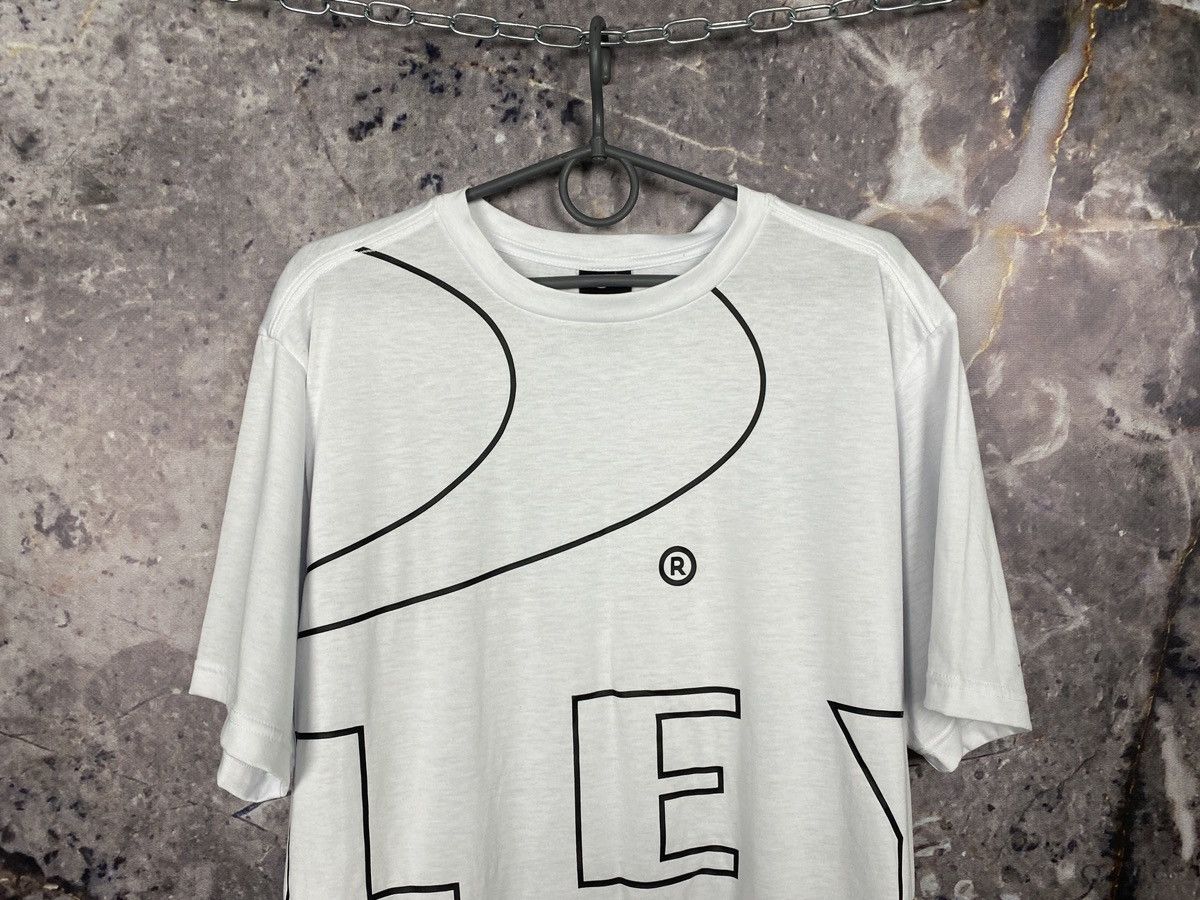 Japanese Brand × Oakley × Vintage Men’s Oakley T-Shirt Big Logo Streetwear Size XL Size US XL / EU 56 / 4 - 2 Thumbnail