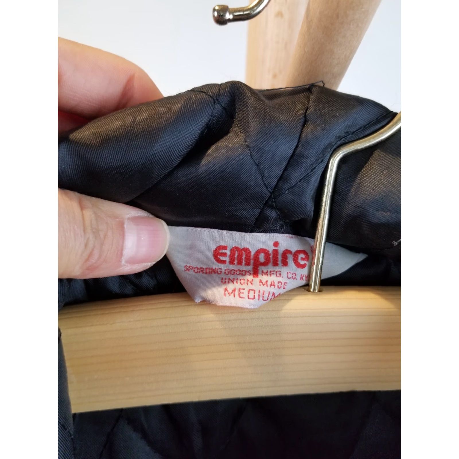 Vintage VINTAGE Empire New York Hook Black Wool Coat Jacket SZ MEDIUM Overcoat Men Jacket Wool Black 90s Limited Mens Size US M / EU 48-50 / 2 - 7 Thumbnail