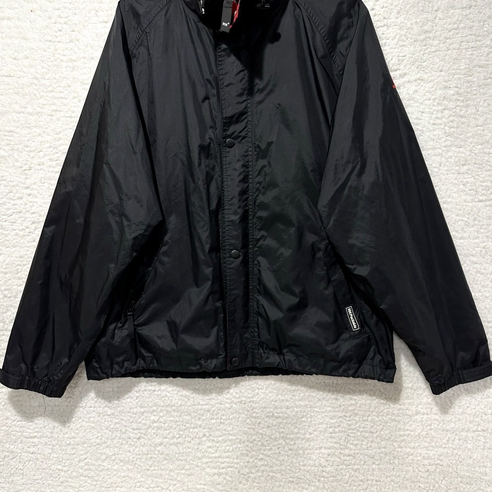 Helly Hansen Helly Hansen Windbreaker Jacket L Hooded Full Zip Black Red Detailing Collar L Size US L / EU 52-54 / 3 - 5 Thumbnail