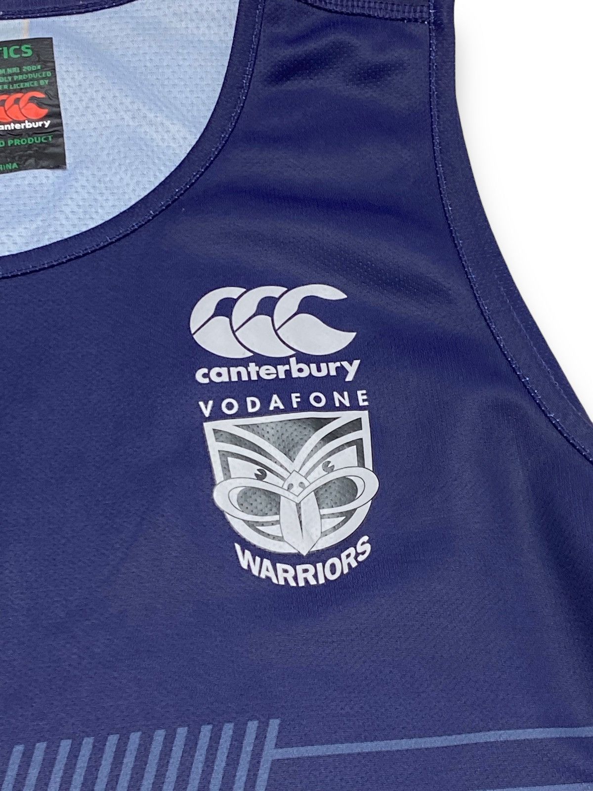 Canterbury of New Zealand 2018 Canterbury Vodafone Warriors Tank Top Jersey M Size US M / EU 48-50 / 2 - 4 Thumbnail