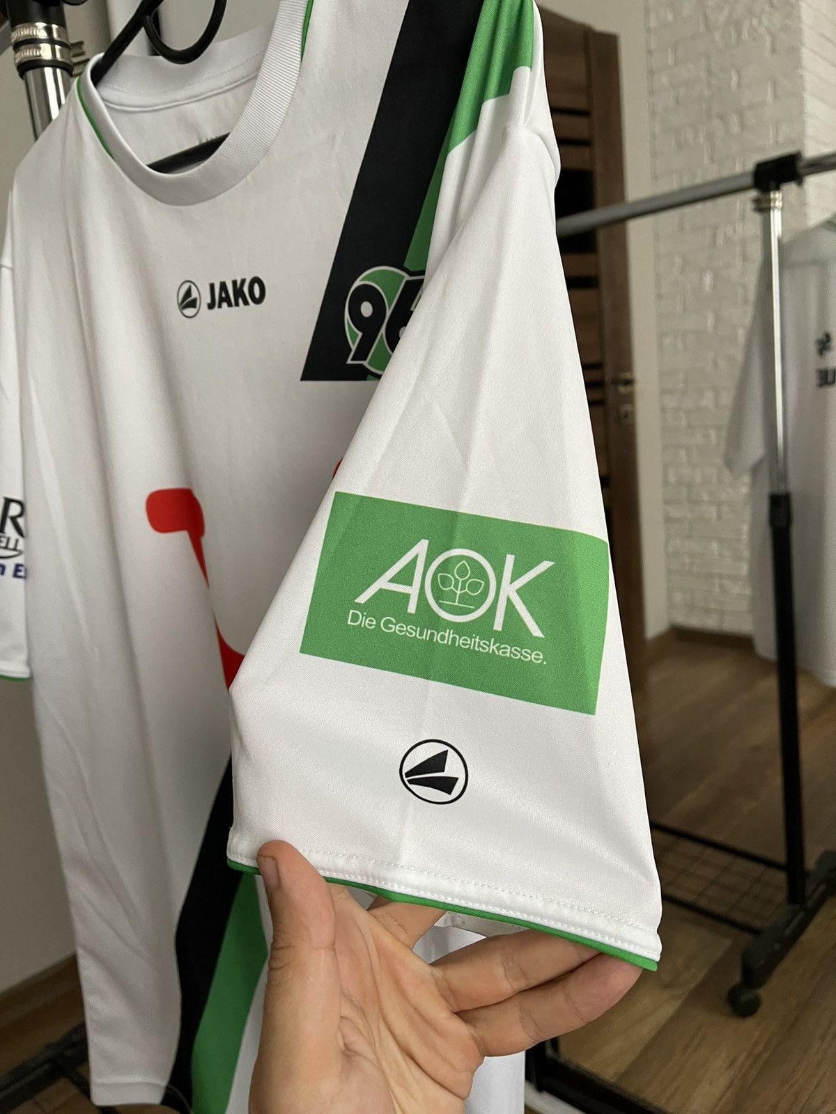 Other 2013/2014 Hannover 96 Jako Soccer Jersey T-Shirt Tee Size US M / EU 48-50 / 2 - 9 Thumbnail
