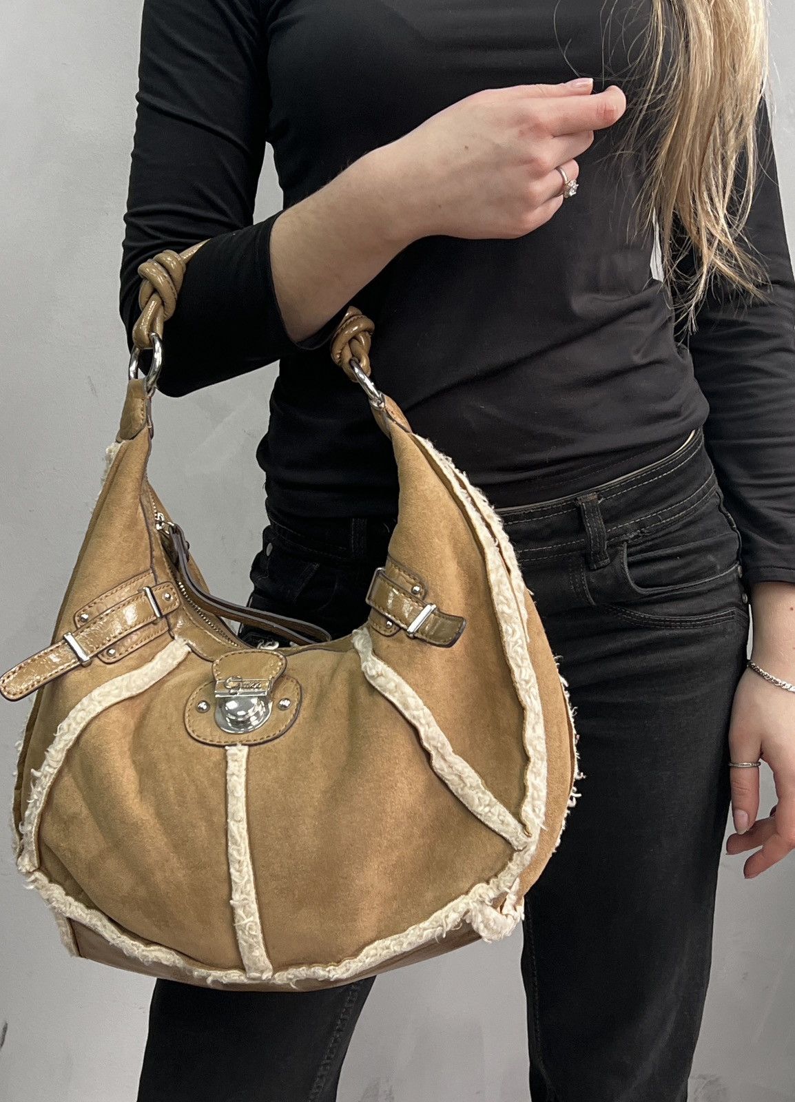 Guess Vintage Guess fashion hand bag fashion hype y2k Size ONE SIZE - 2 Thumbnail