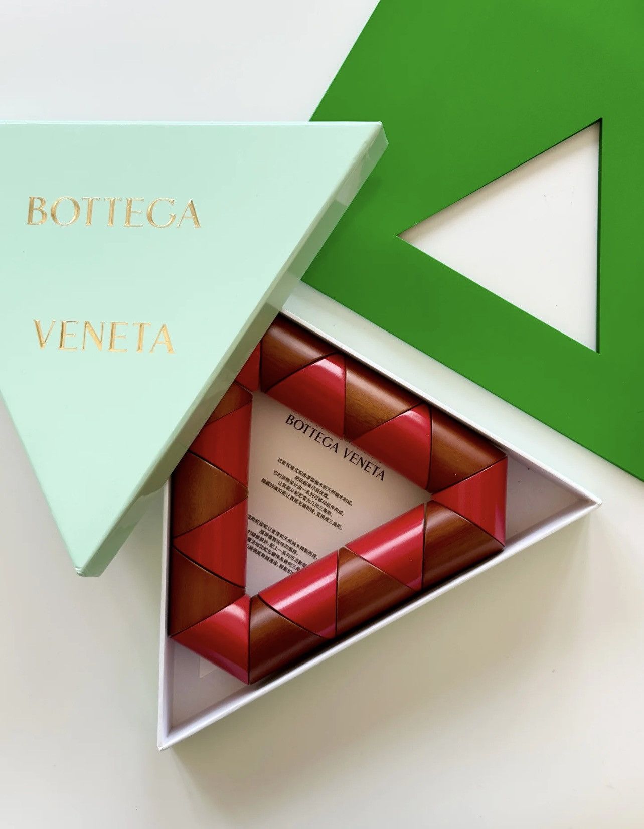 Bottega Veneta 非売品　置物ドラゴンパズル Bottega Veneta 非売品 置物ドラゴンパズル