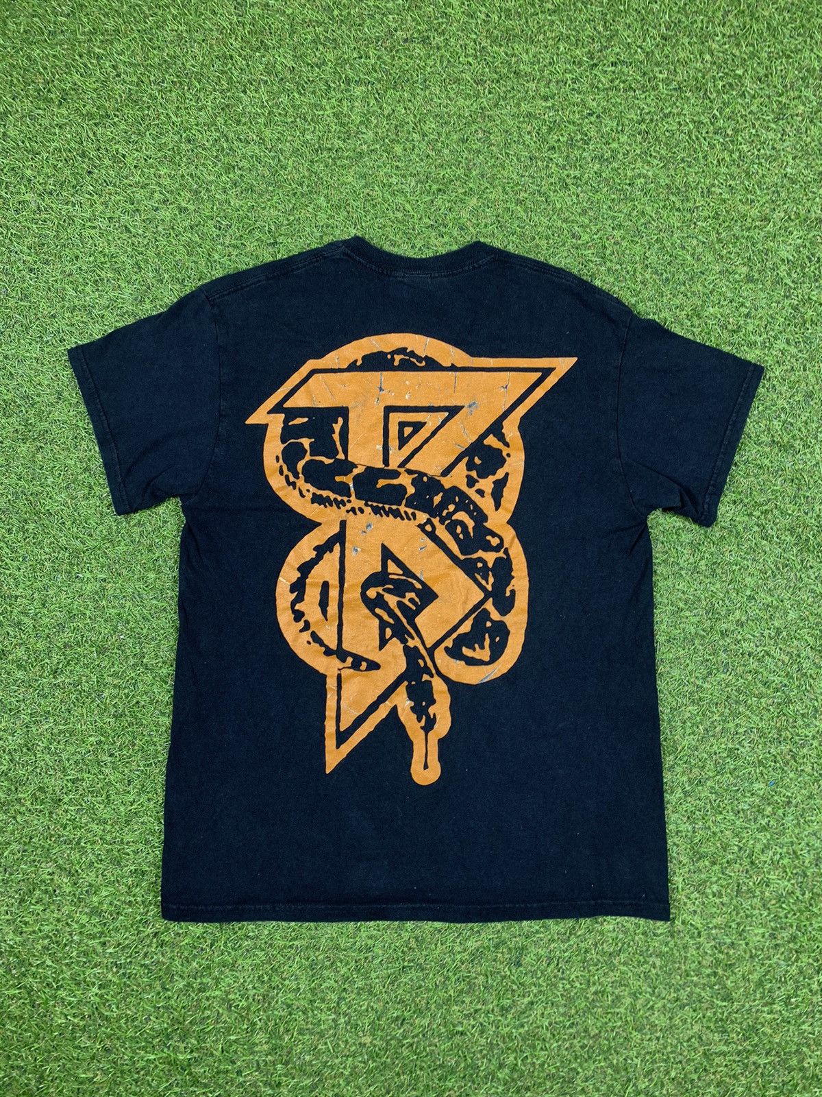 Band Tees Vintages Beartooth tee big logo streetwear style size M Size US M / EU 48-50 / 2 - 3 Thumbnail
