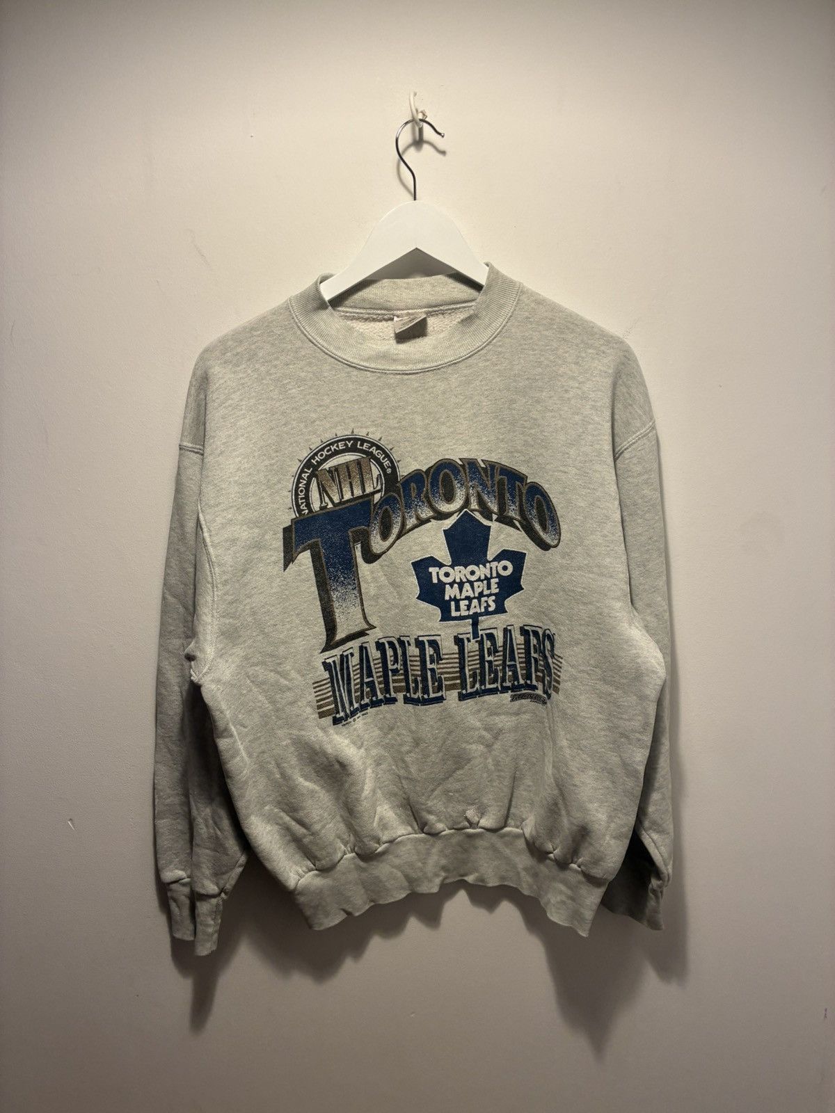 NHL Sweatshirt Toronto Mapple Leafs NHL 1990s real merch Size US L / EU 52-54 / 3 - 1 Thumbnail
