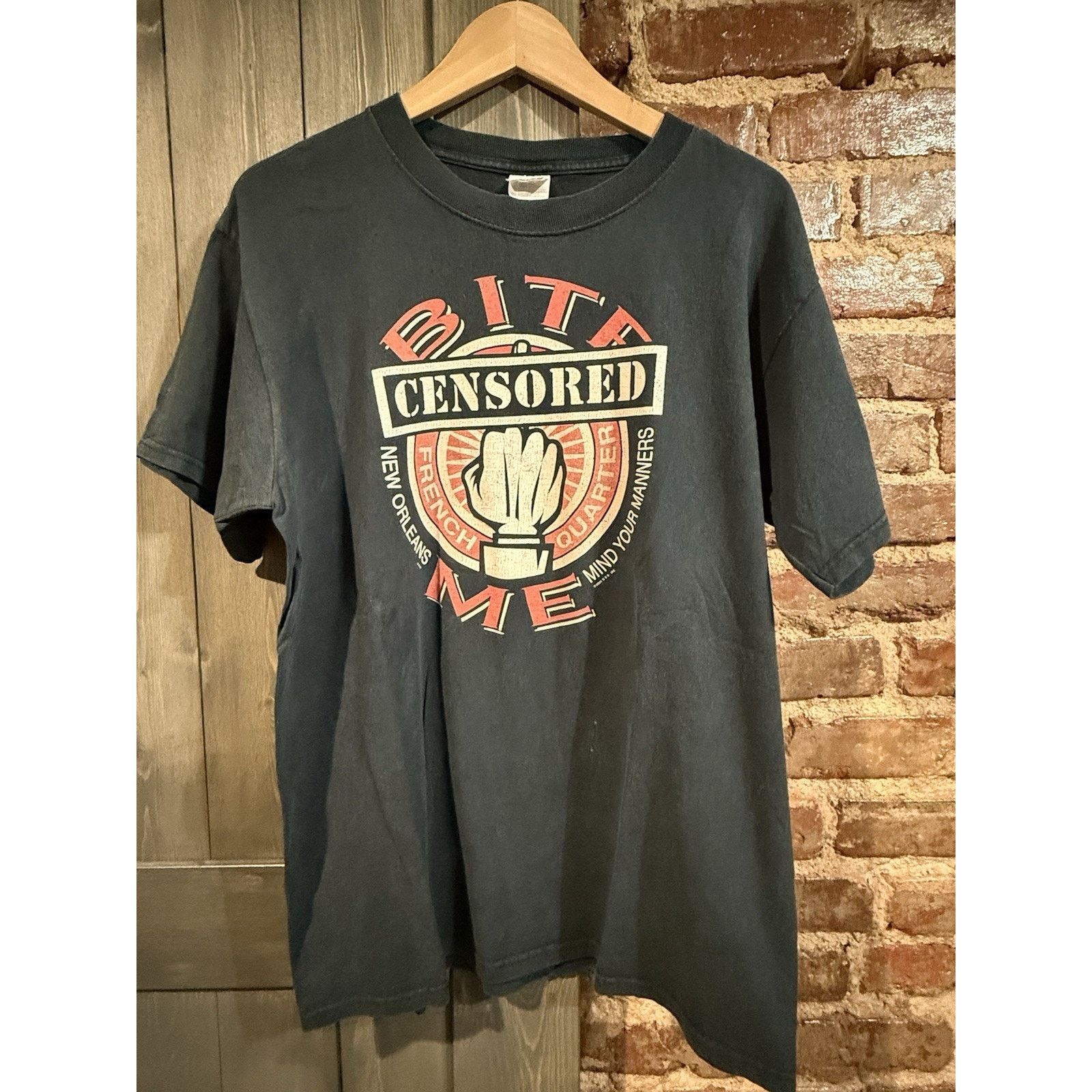Anvil Anvil Y2K Bite Me Fist New Orleans Censored Graphic T Sz L Size US L / EU 52-54 / 3 - 3 Thumbnail