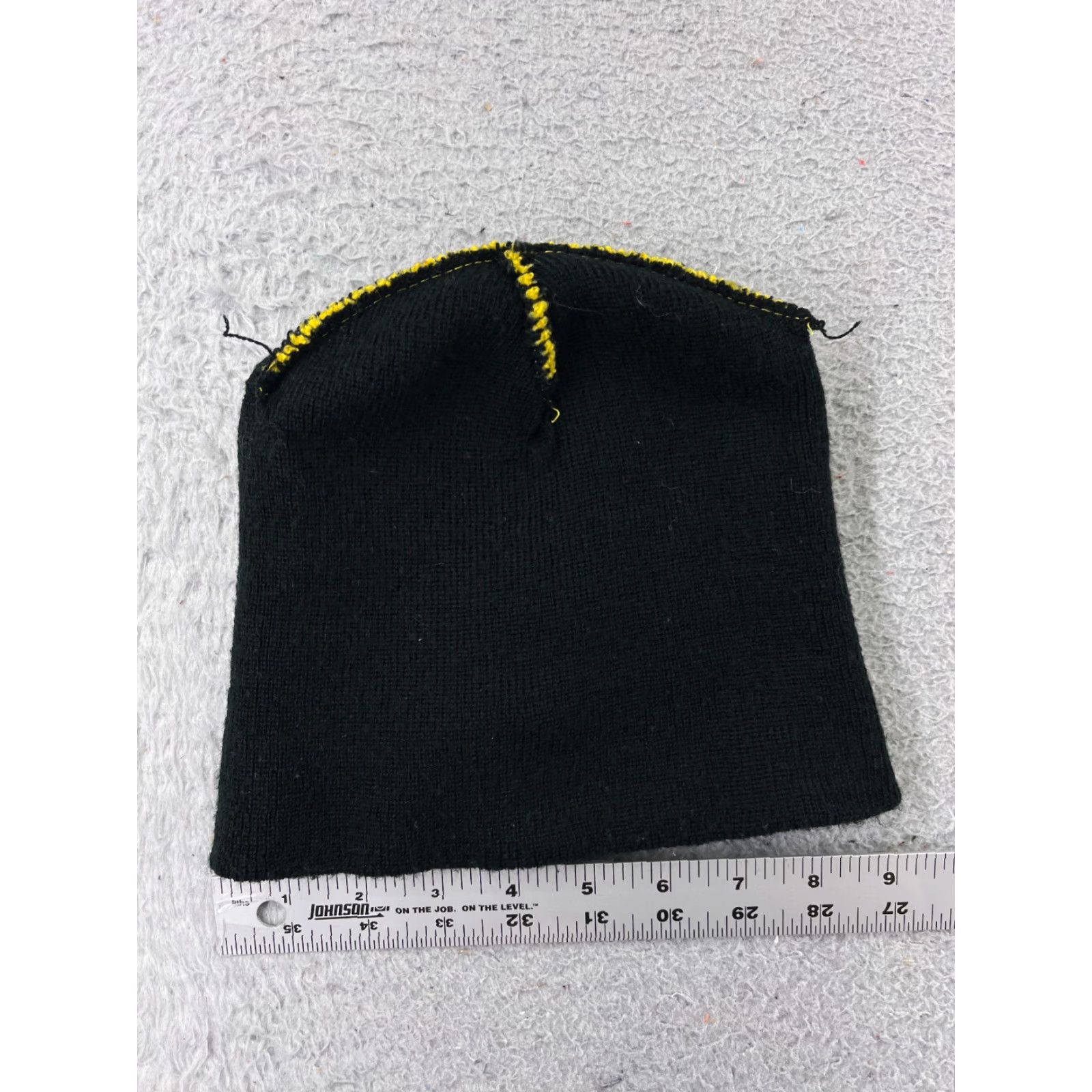 Vintage Batman Beanie Berkshire Unisex Adults One Size Black Yellow Gray Stripe Knit Acrylic Ski Cap Hats Mens Womens Size ONE SIZE - 4 Thumbnail