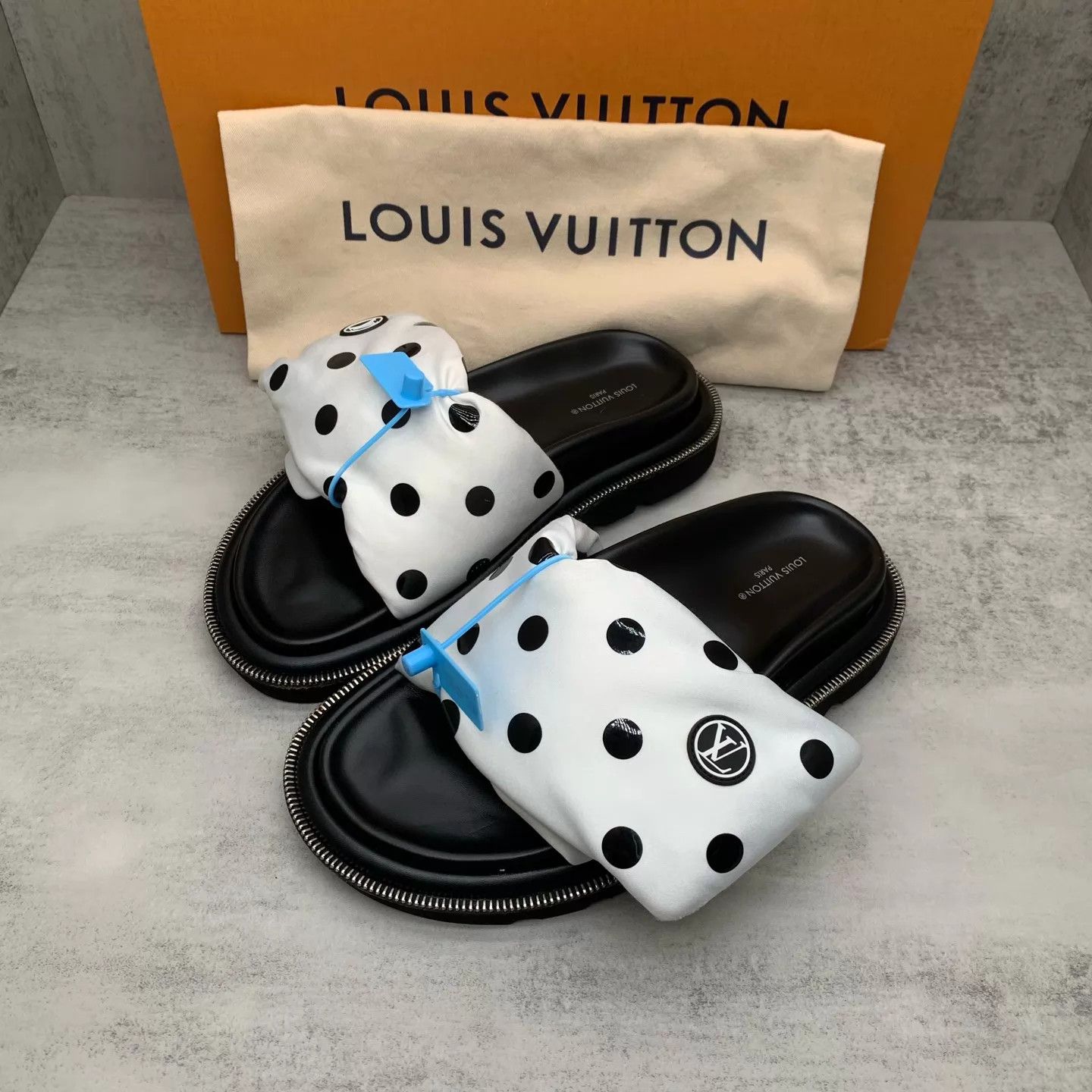 Louis Vuitton LV Black Polka Dot Velcro Women Slippers 36 98 New Size US 5.5 / IT 35.5 - 1 Thumbnail