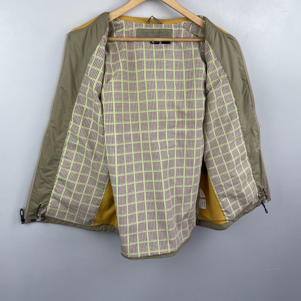 Oakley Oakley Vintage 00s Softshell Tactical Vest - Olive/Mustard Size US L / EU 52-54 / 3 - 11 Thumbnail