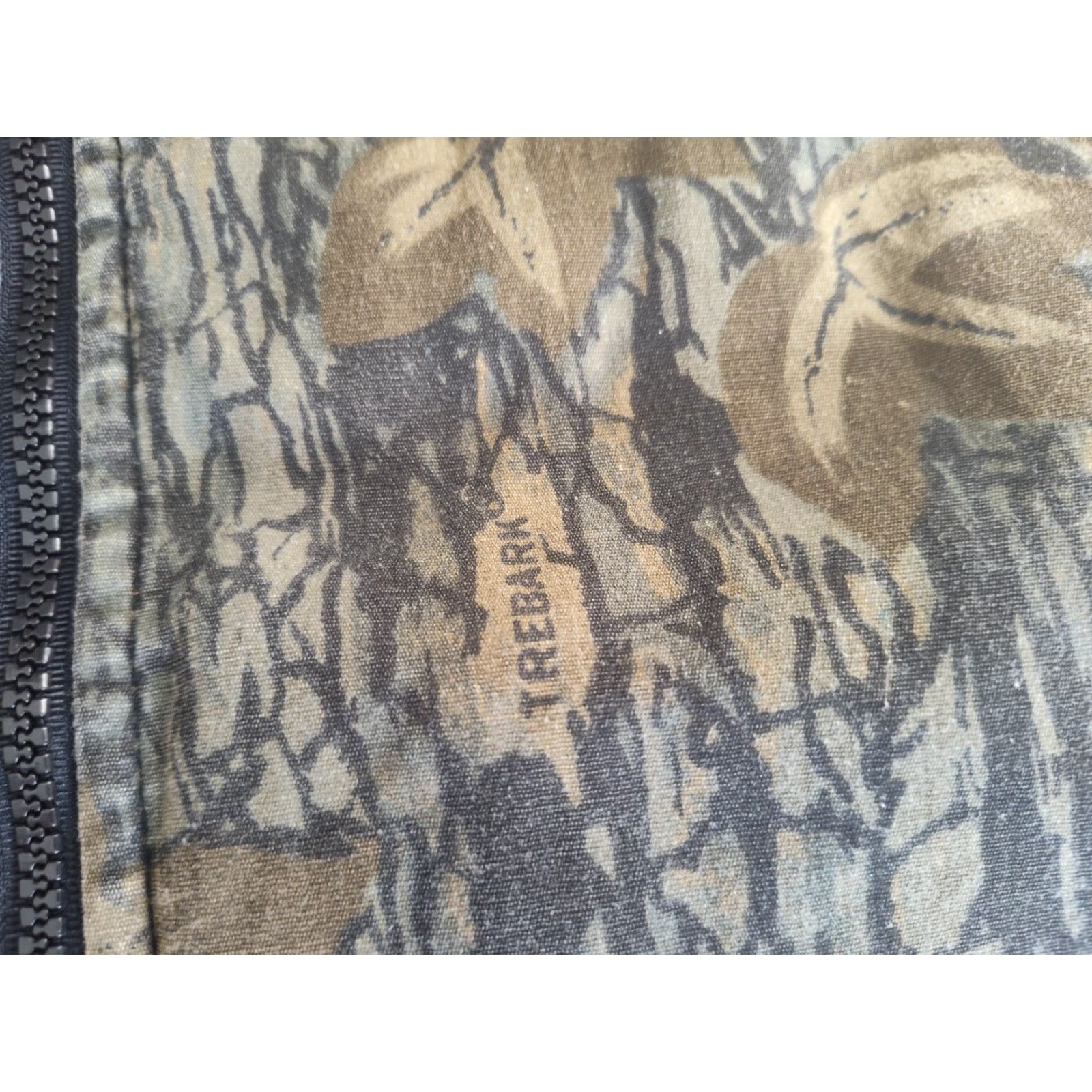 Vintage Winchester Vest Trebark Camo Blaze Orange VTG 90s Reversible Zip XL Mens Nylon Puffer Vest Full Zip Insulated Pockets Zipper Short Sleeve? Size 46R - 7 Thumbnail