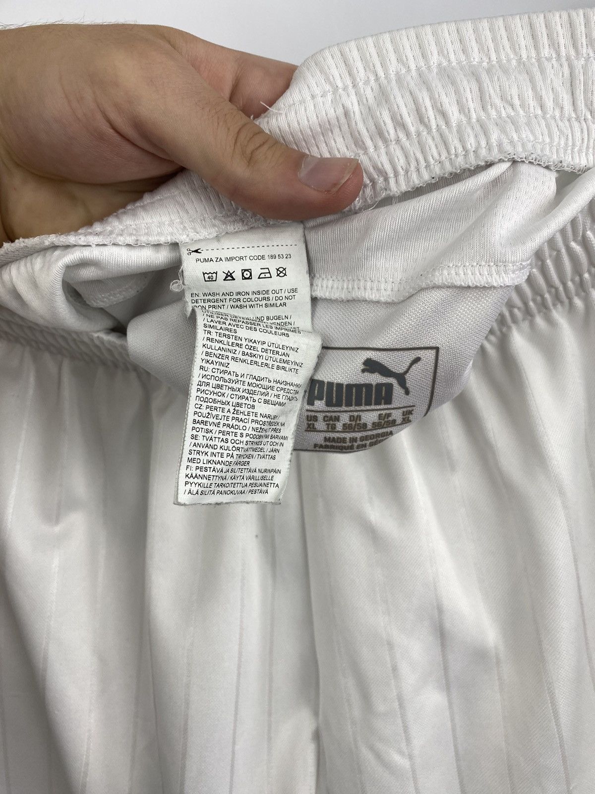 Puma 🇮🇹 Vintage Puma Italy Soccer Jersey shorts retro rare hype Size US 36 / EU 52 - 5 Thumbnail