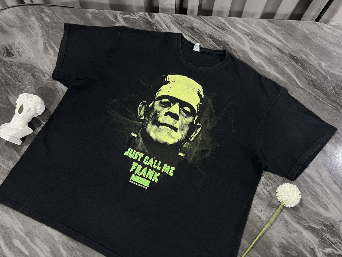 image of Expert Horror x Movie Frankenstein : Just Call Me Frank Universal Studio Glow Dark in Black (Size 2