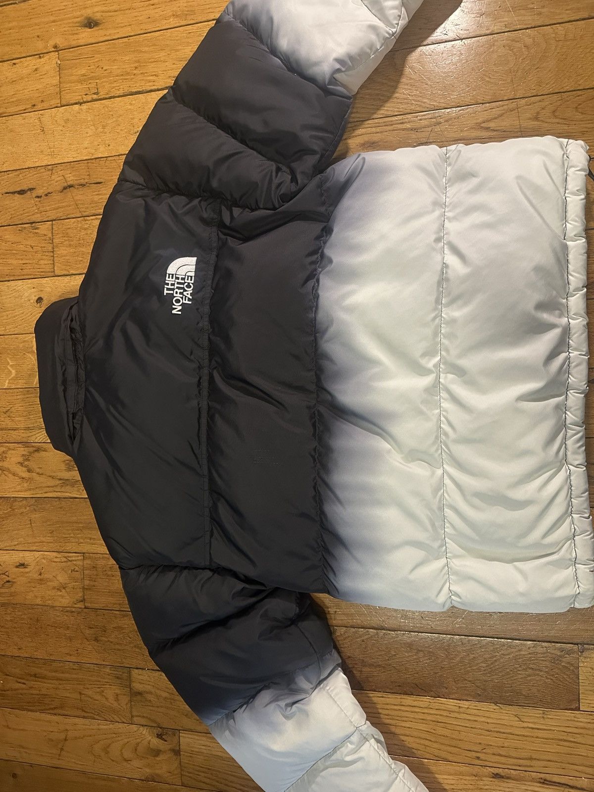 The North Face 700 nuptse Size US M / EU 48-50 / 2 - 3 Thumbnail